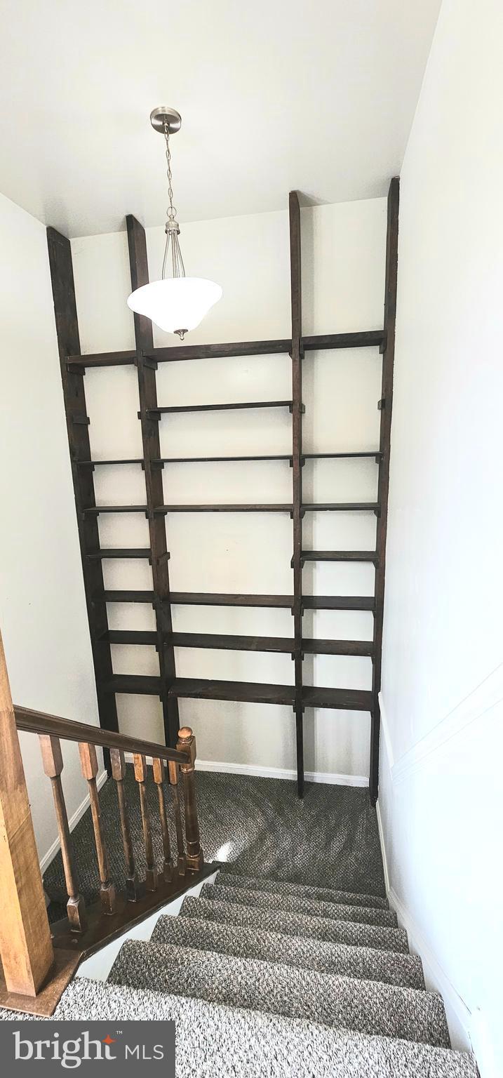 ST CHARLES BANNISTER - Residential