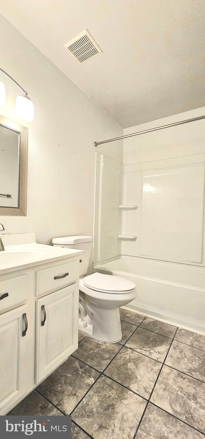 ST CHARLES BANNISTER - Residential