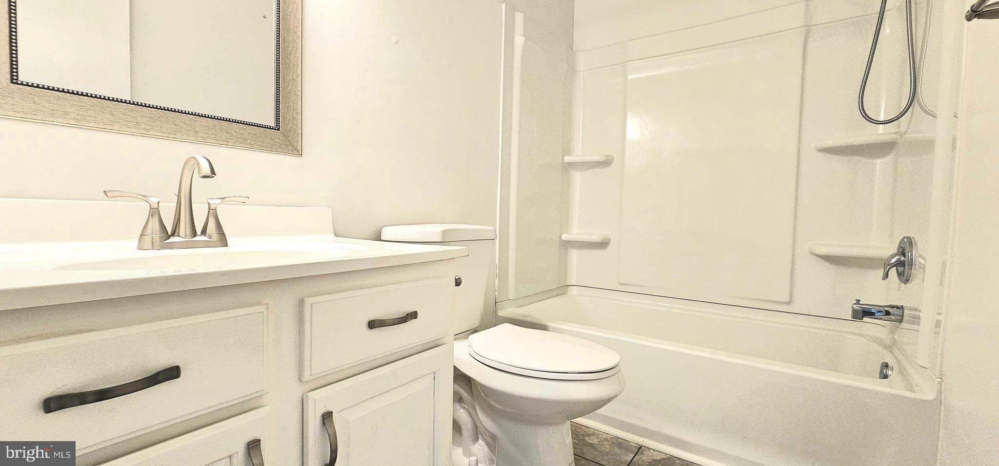 ST CHARLES BANNISTER - Residential