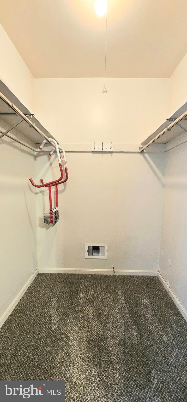 ST CHARLES BANNISTER - Residential