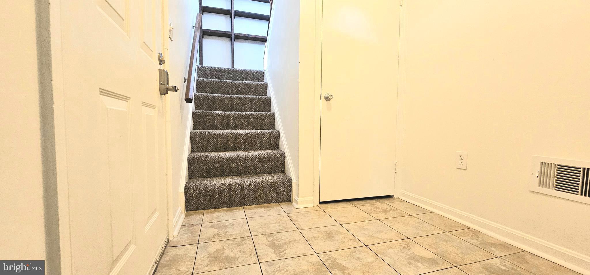 ST CHARLES BANNISTER - Residential