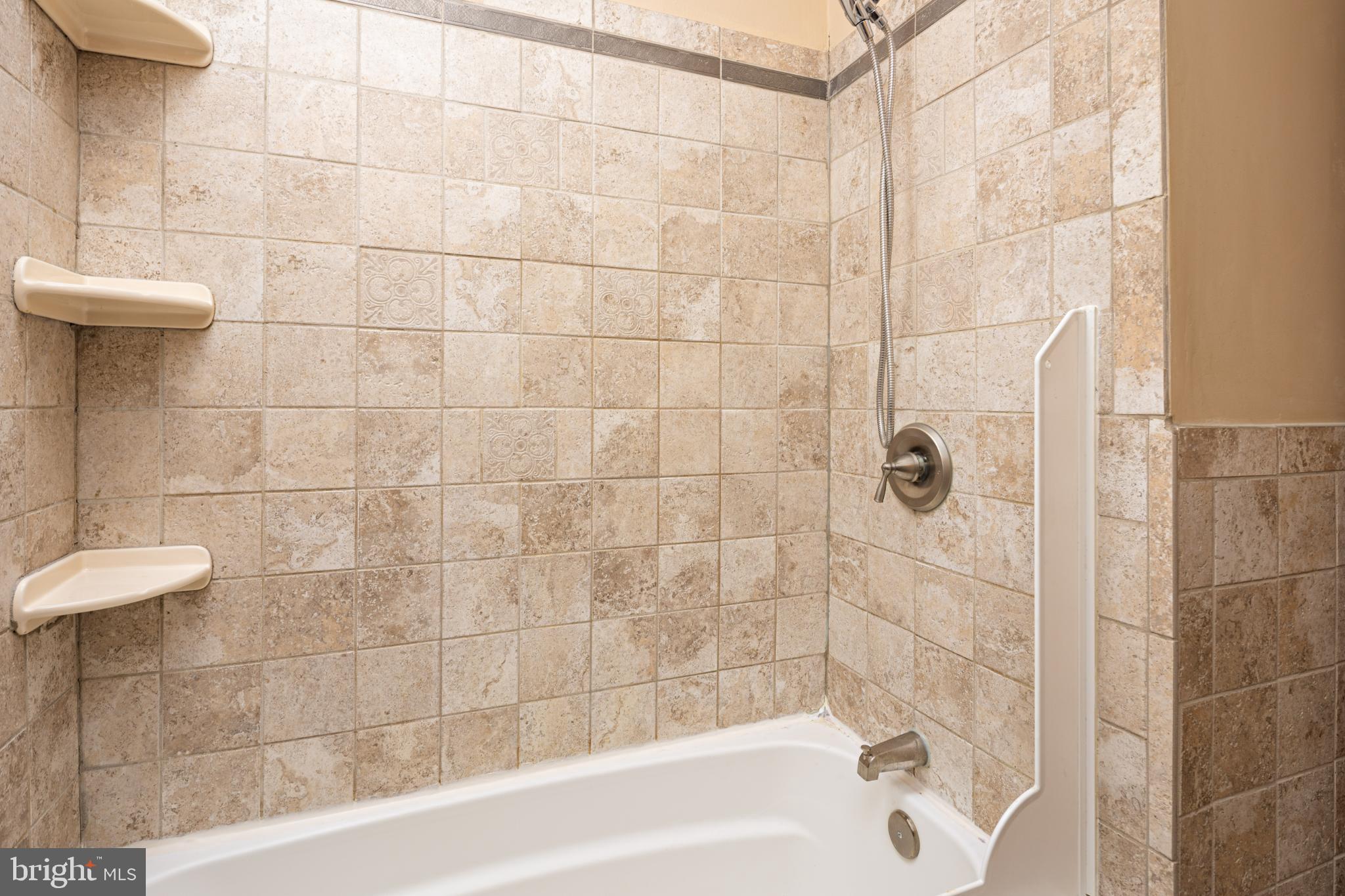 GRACELAND PARK - Residential