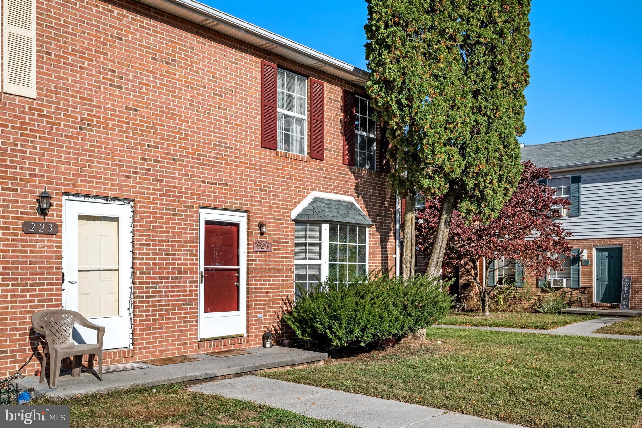 225 NOTTOWAY DRIVE
