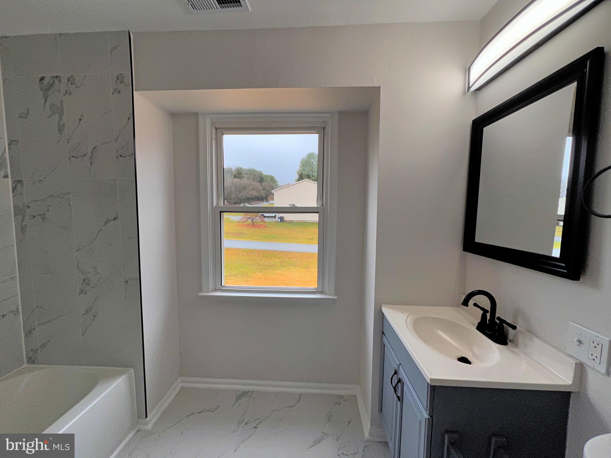 MIDDLETOWN FARMS - Residential