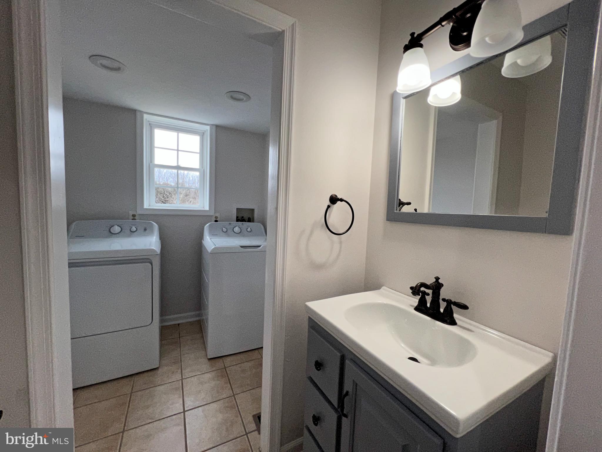 MIDDLETOWN FARMS - Residential