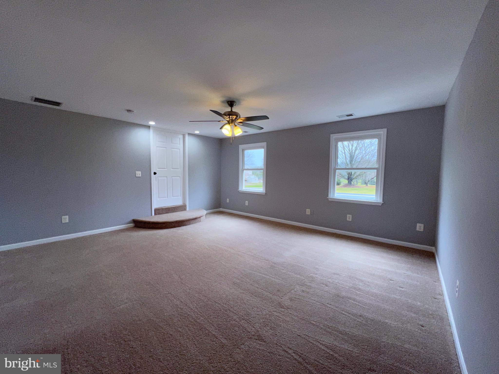 MIDDLETOWN FARMS - Residential