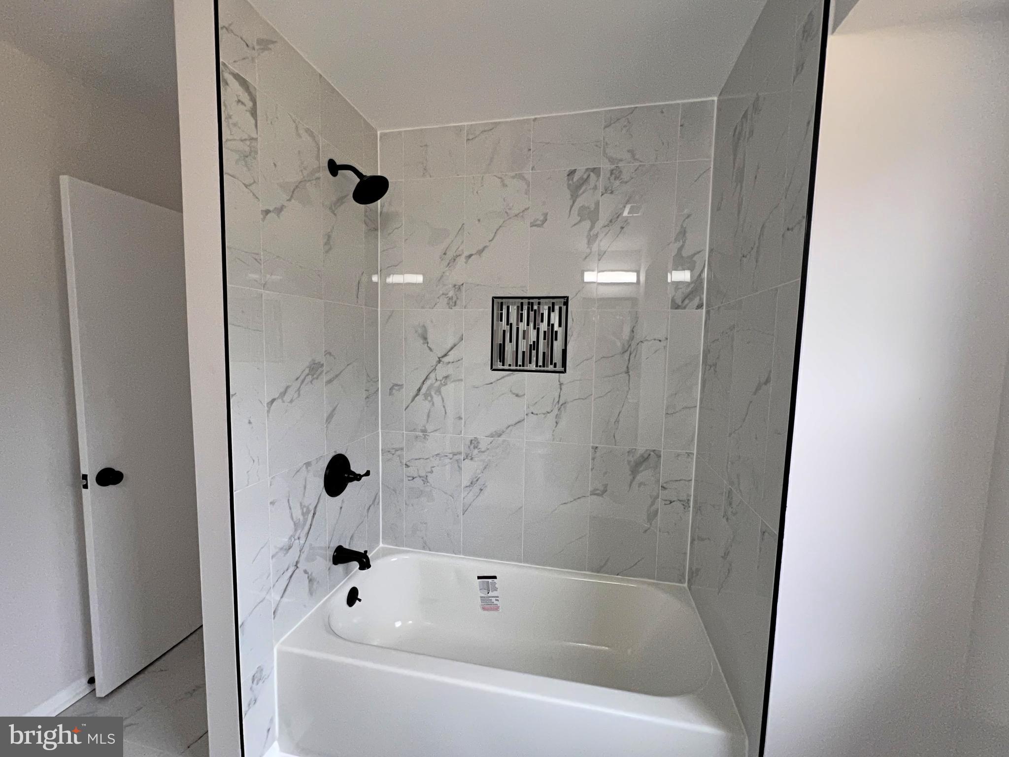 MIDDLETOWN FARMS - Residential