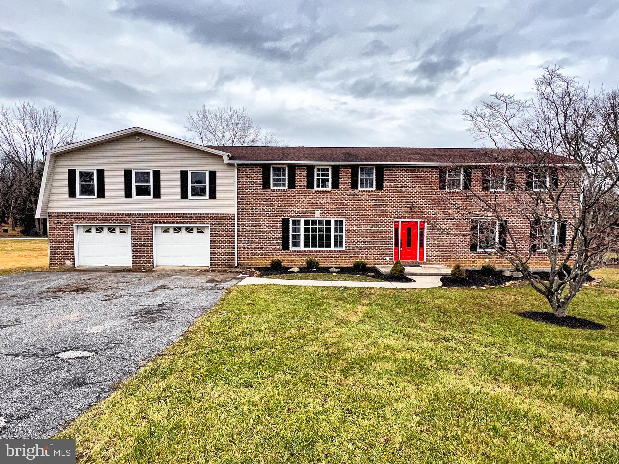 MIDDLETOWN FARMS - Residential