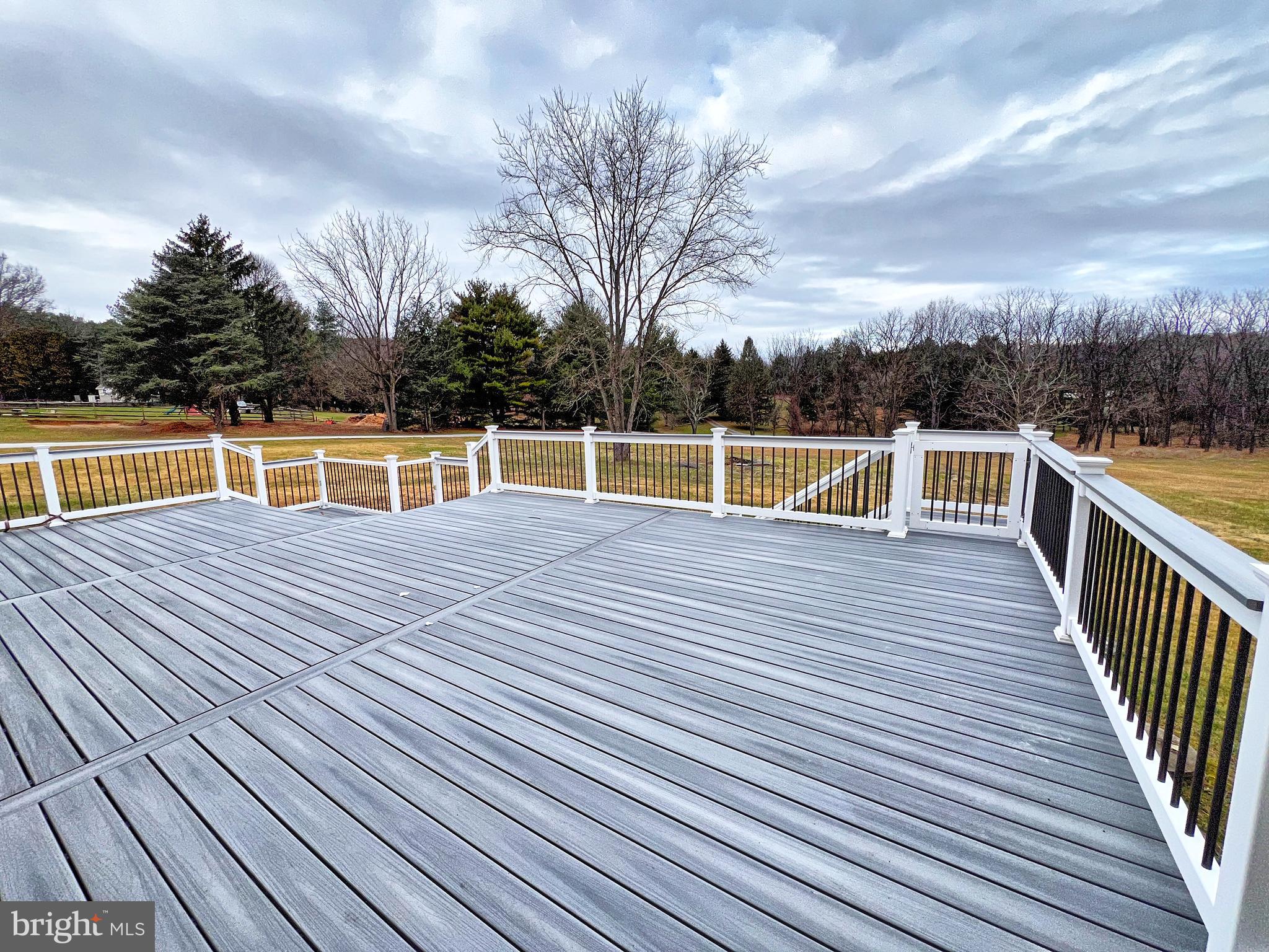 MIDDLETOWN FARMS - Residential