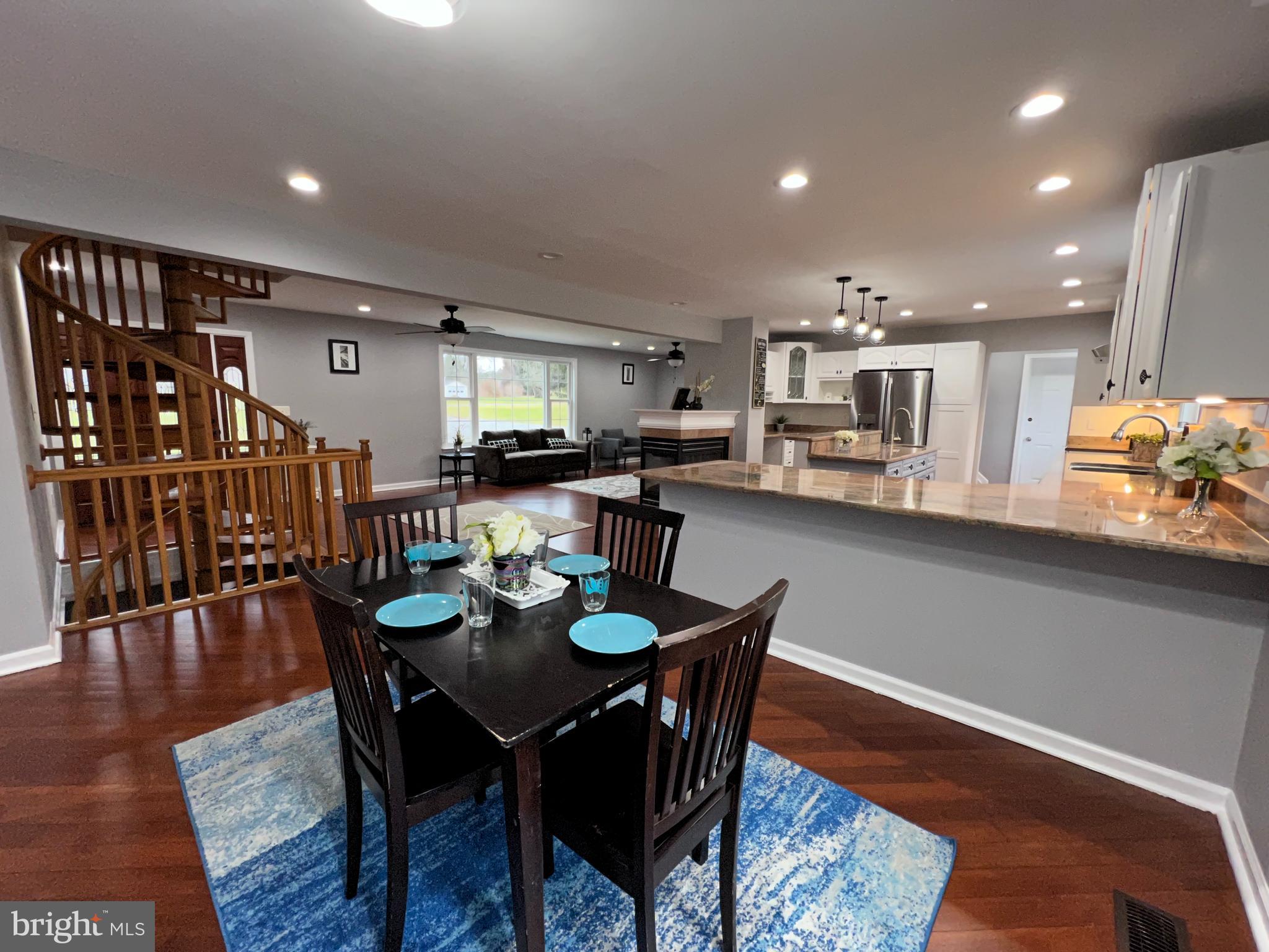 MIDDLETOWN FARMS - Residential