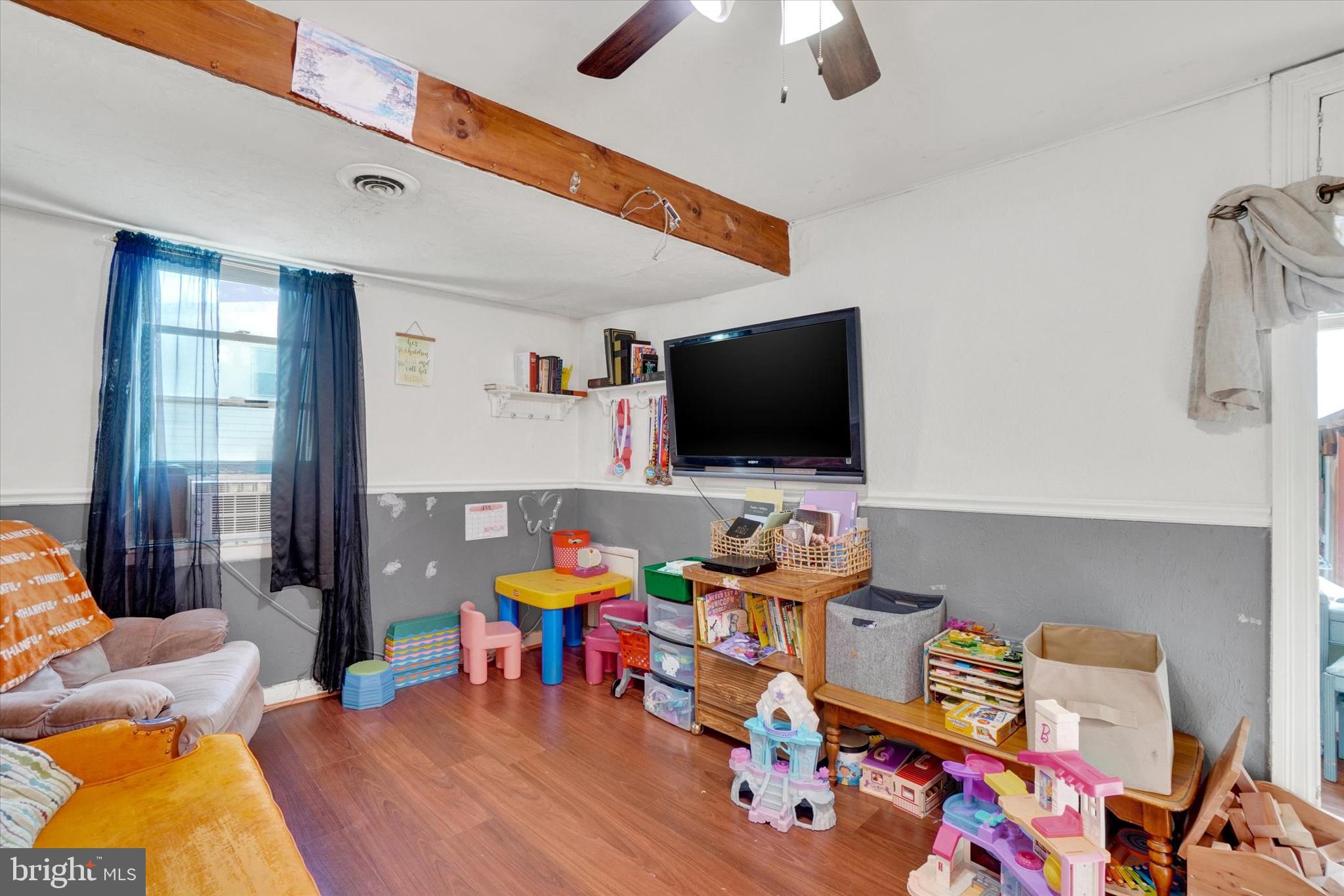 GLEN ROCK - Residential