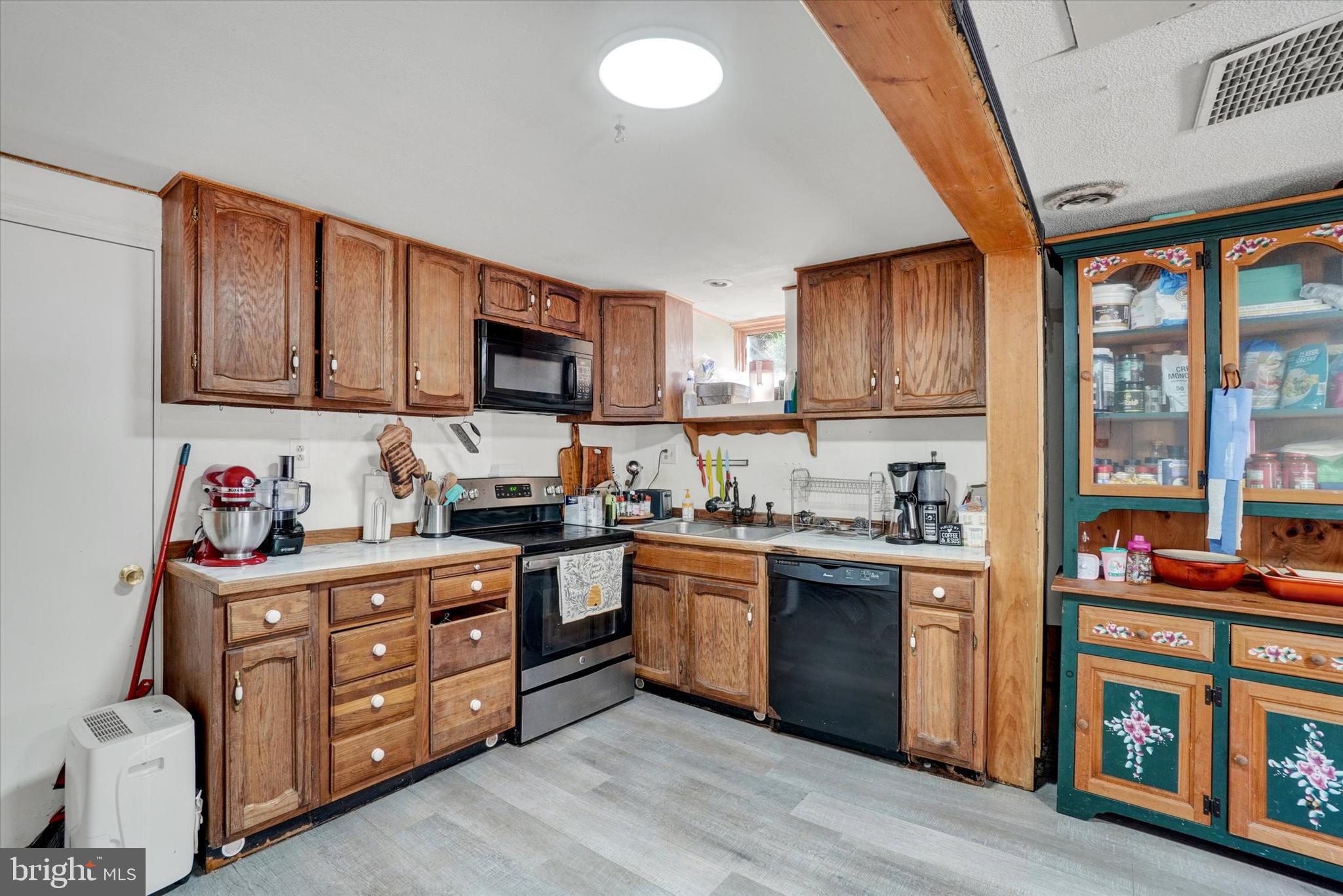 GLEN ROCK - Residential
