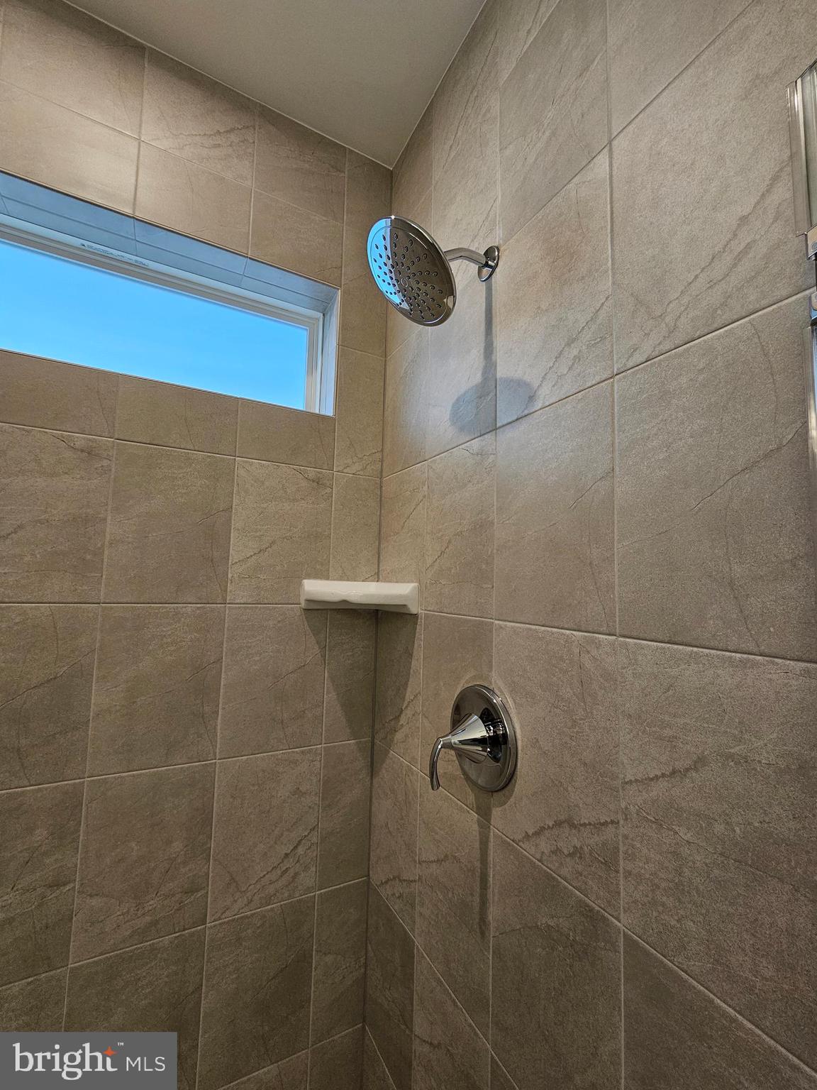 FARMSTEAD DISTRICT - Residential Lease