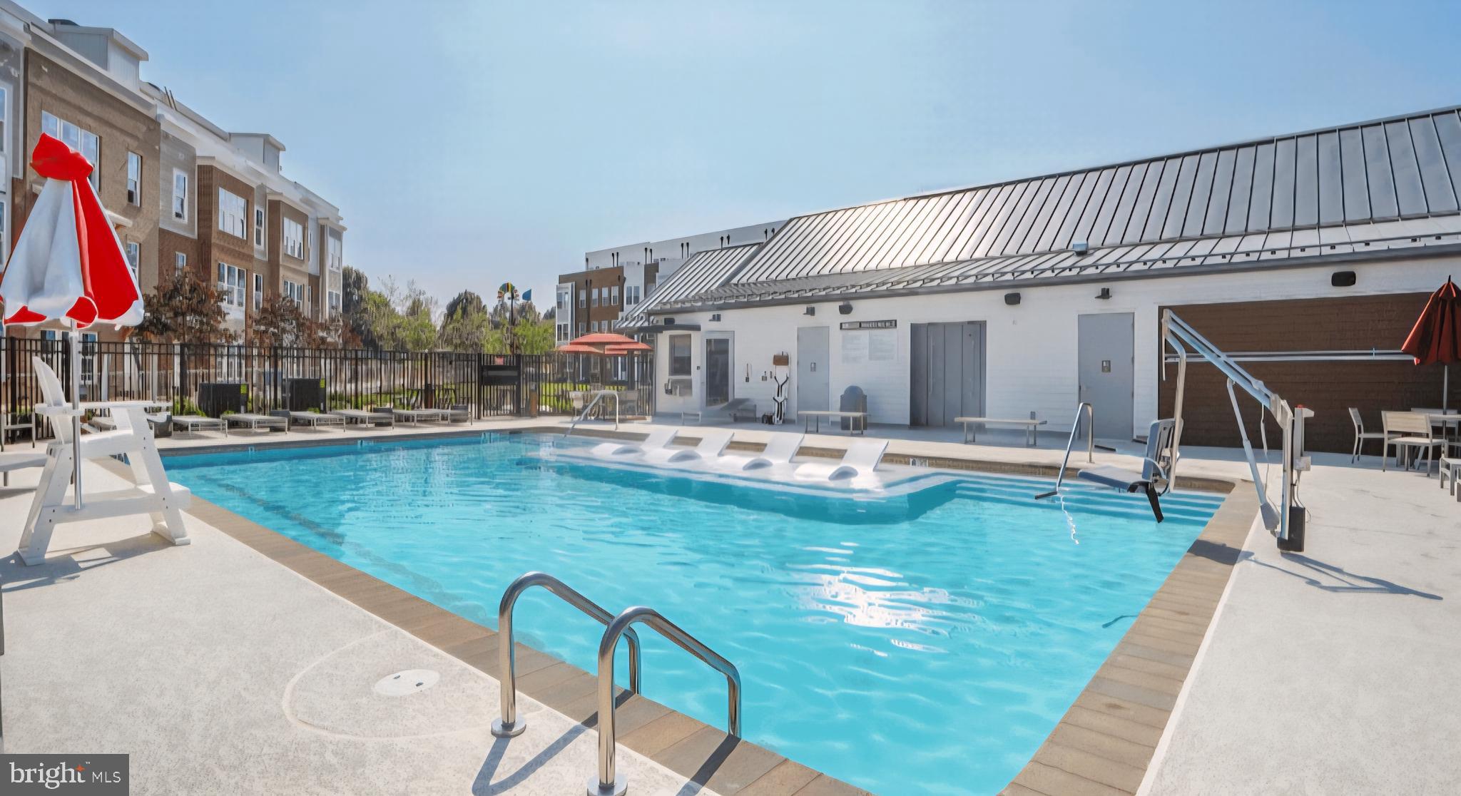 FARMSTEAD DISTRICT - Residential Lease