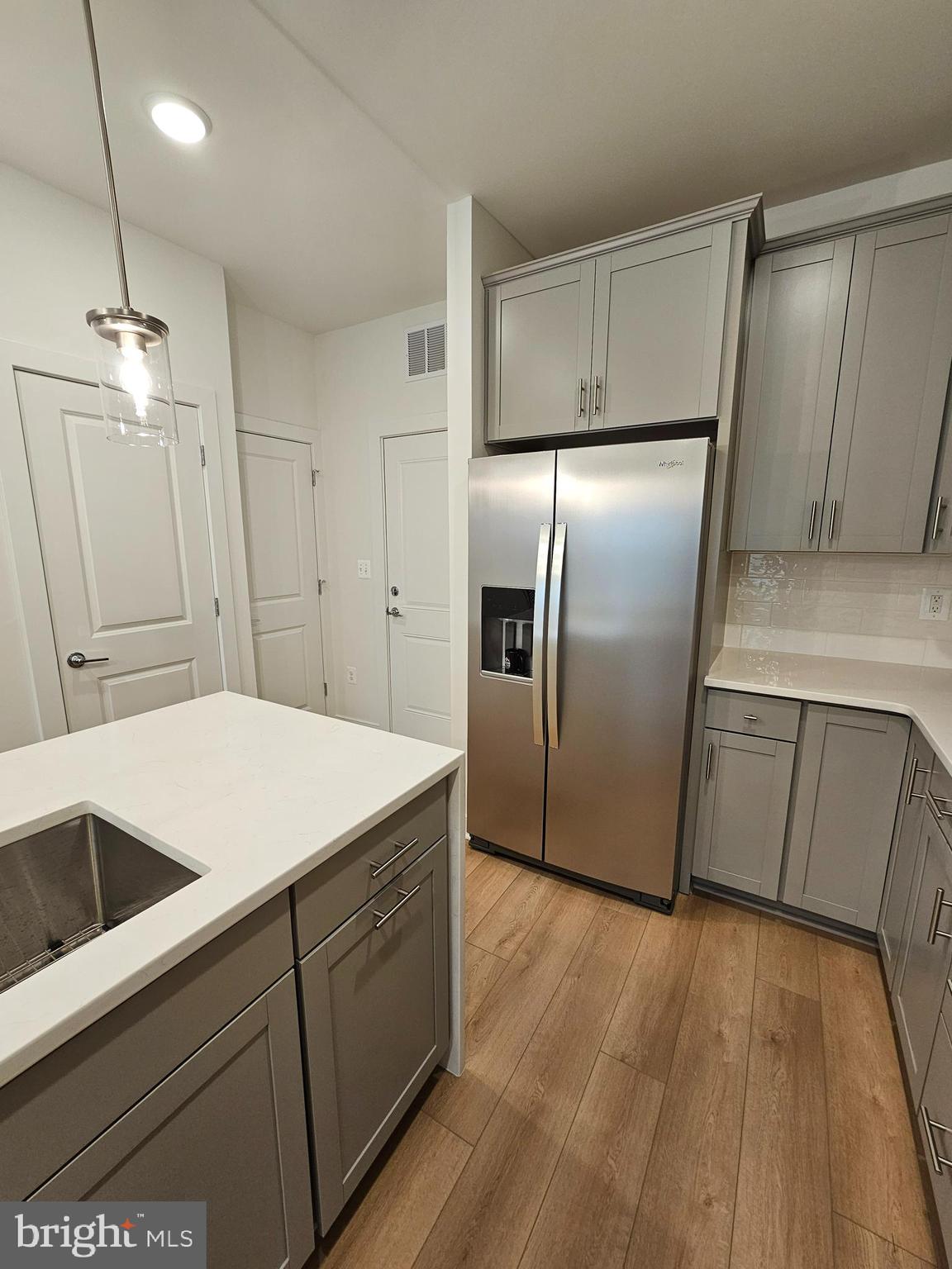 FARMSTEAD DISTRICT - Residential Lease