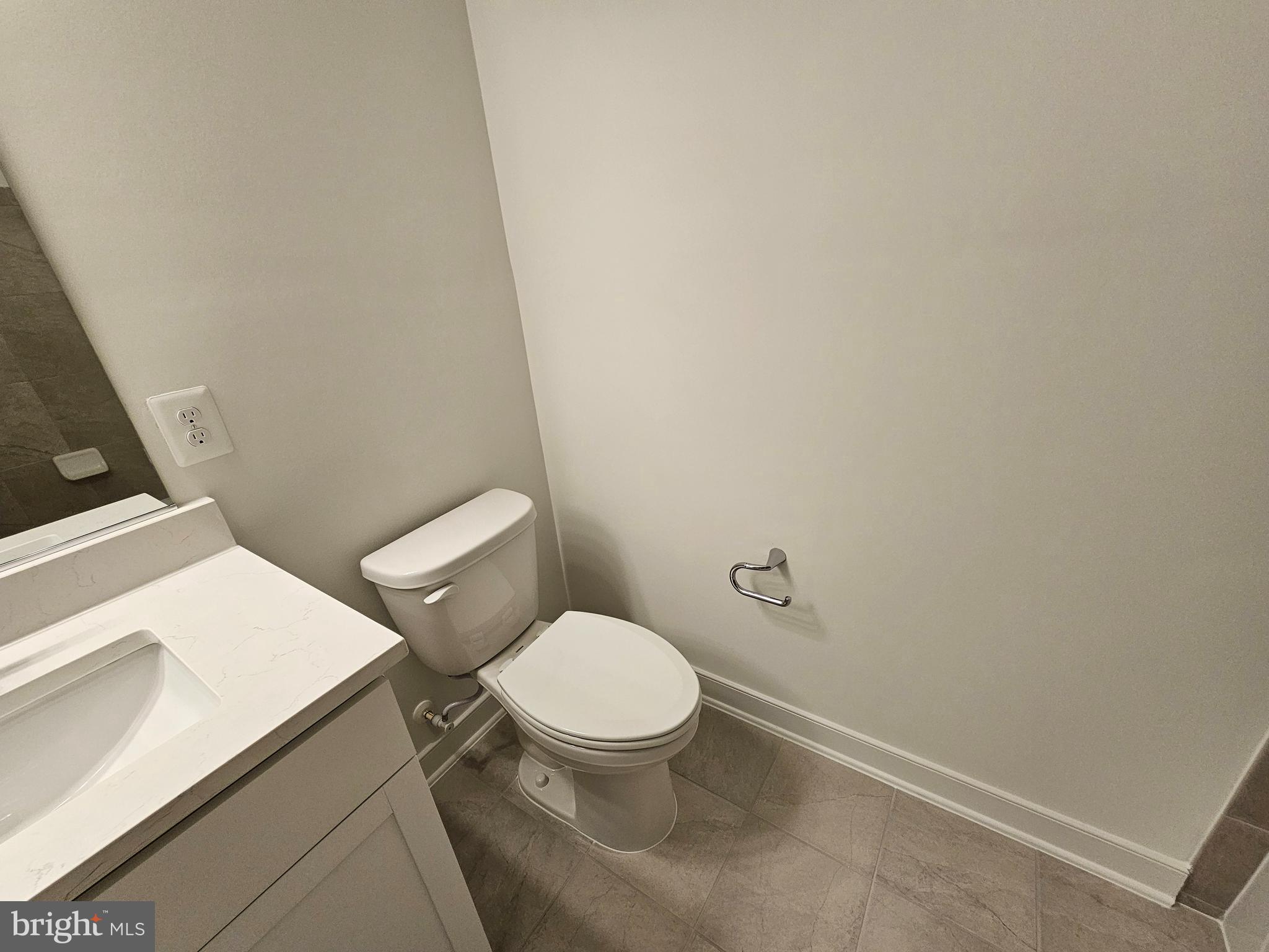 FARMSTEAD DISTRICT - Residential Lease