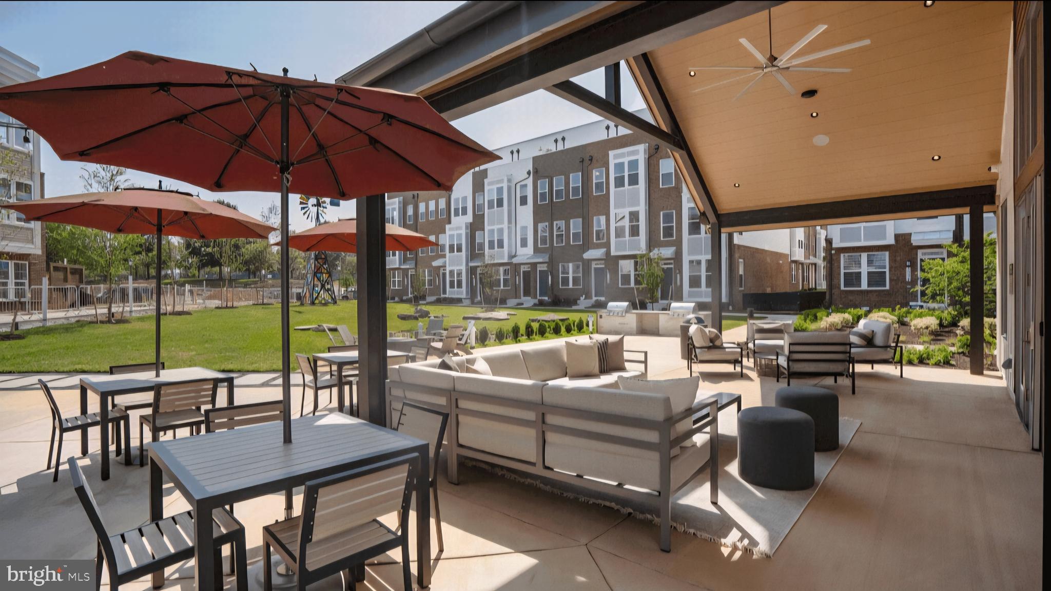 FARMSTEAD DISTRICT - Residential Lease