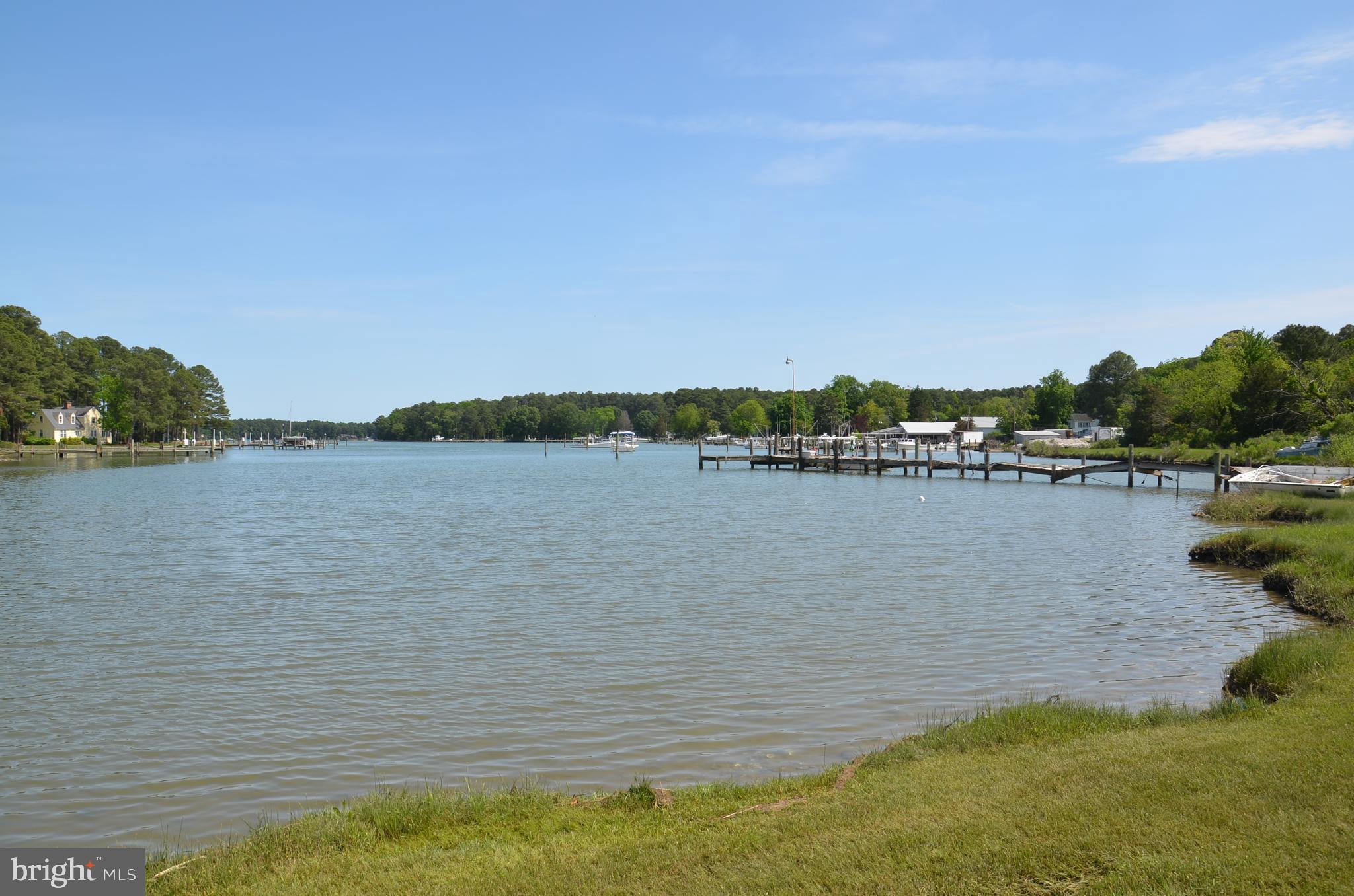 7649 COOPER POINT RD