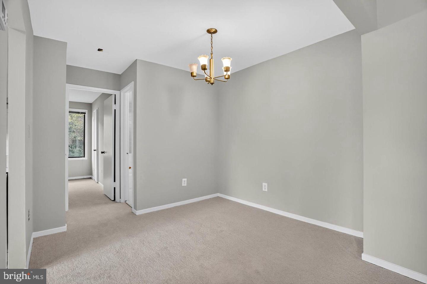 LONG REACH HOUSE CONDOMINIUMS - Residential