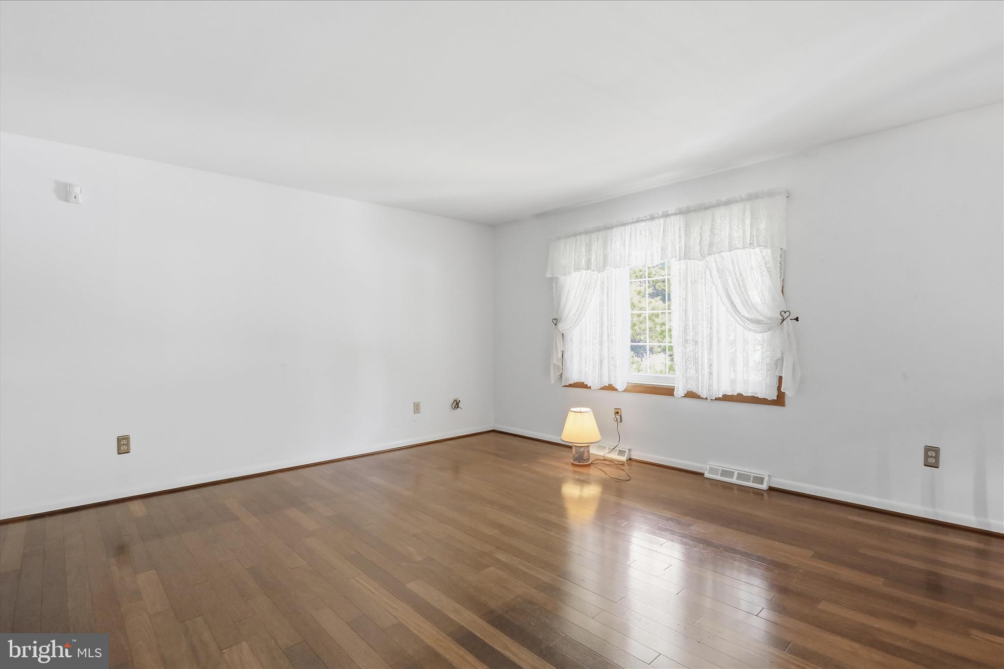 17813 GREENTREE TERRACE