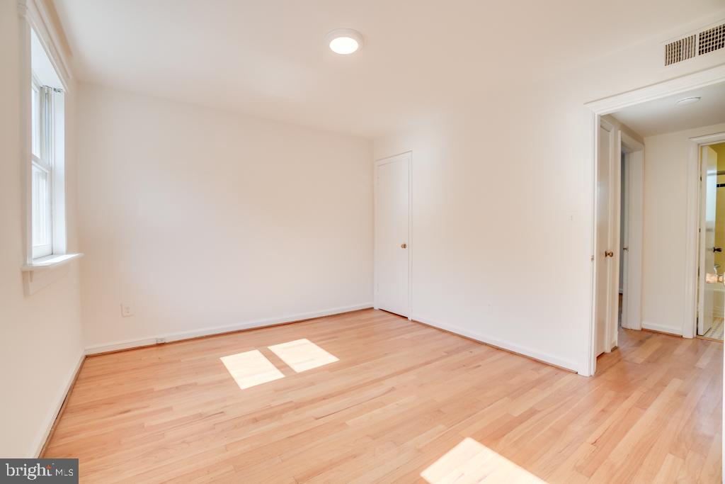 CAVALIER HOMES - Residential Lease