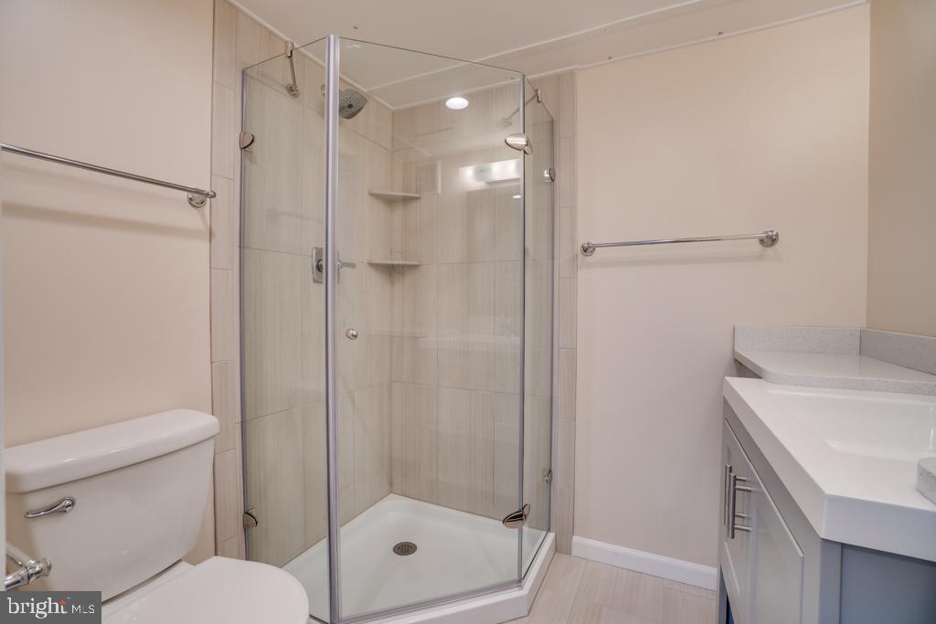 CAVALIER HOMES - Residential Lease