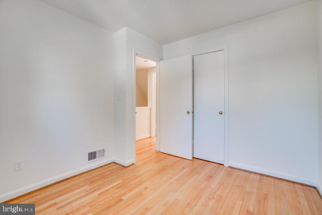 CAVALIER HOMES - Residential Lease