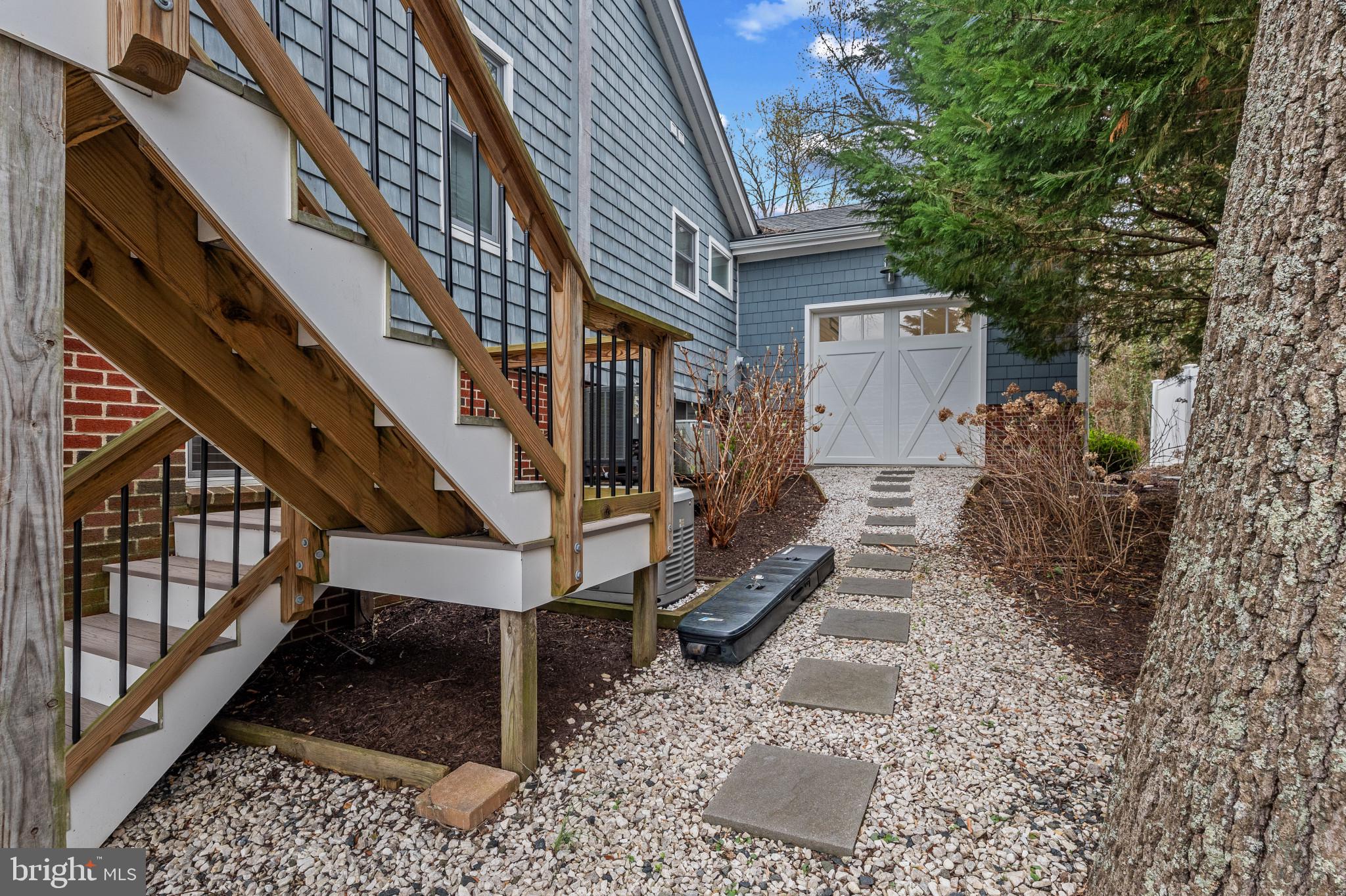 ARDEN ON THE SEVERN - Residential