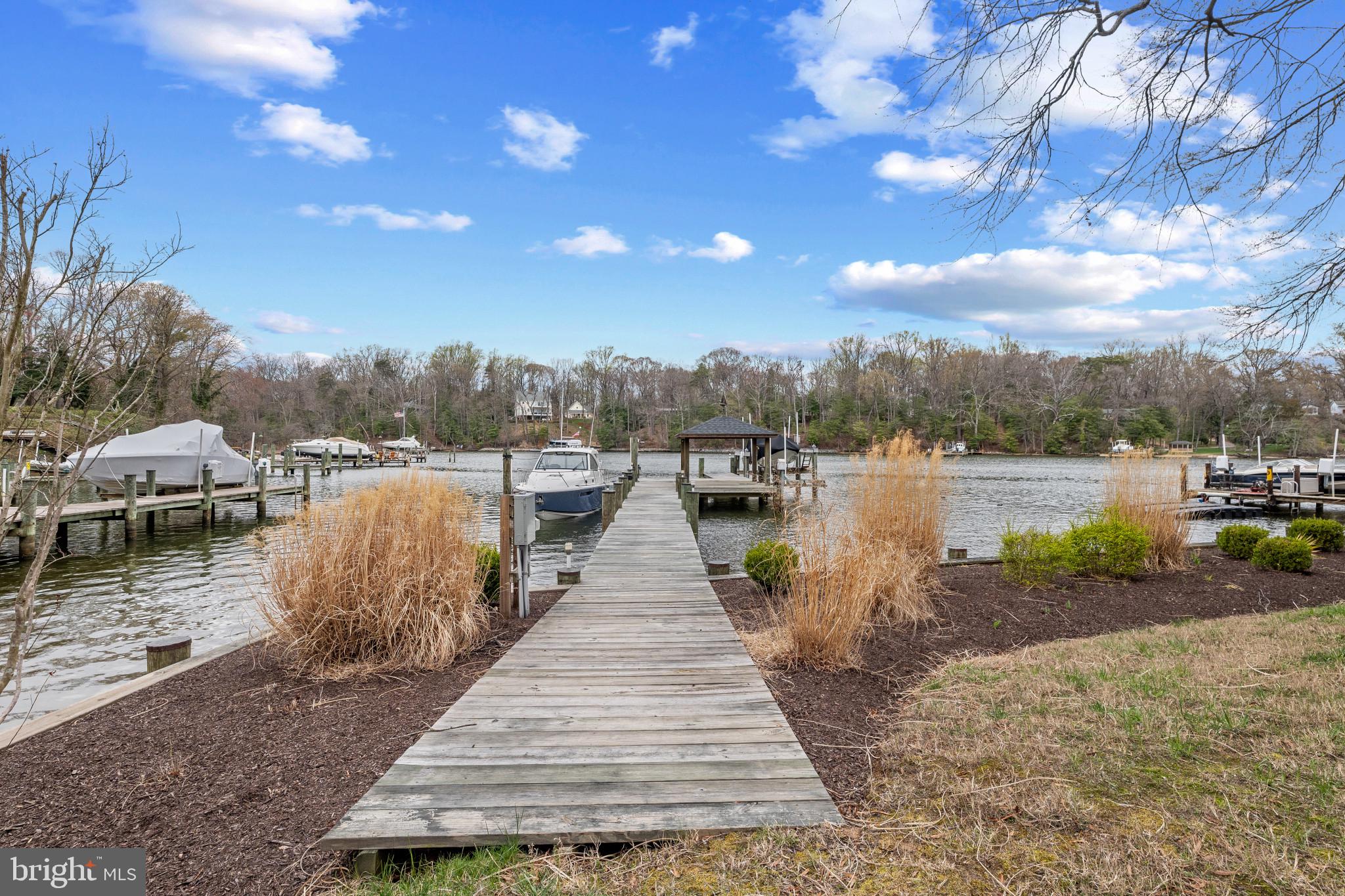 ARDEN ON THE SEVERN - Residential