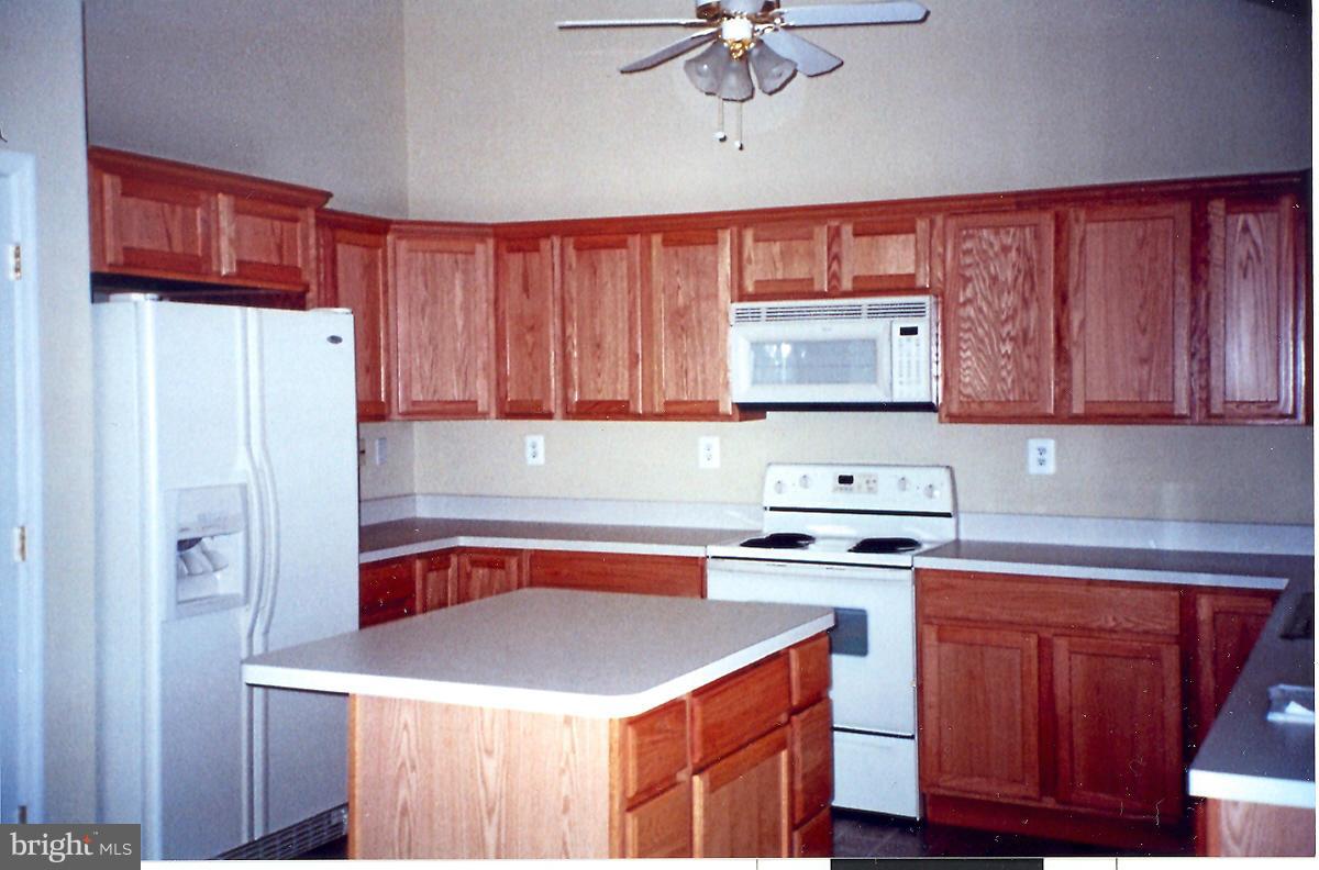 AUTUMN RIDGE - Residential Lease