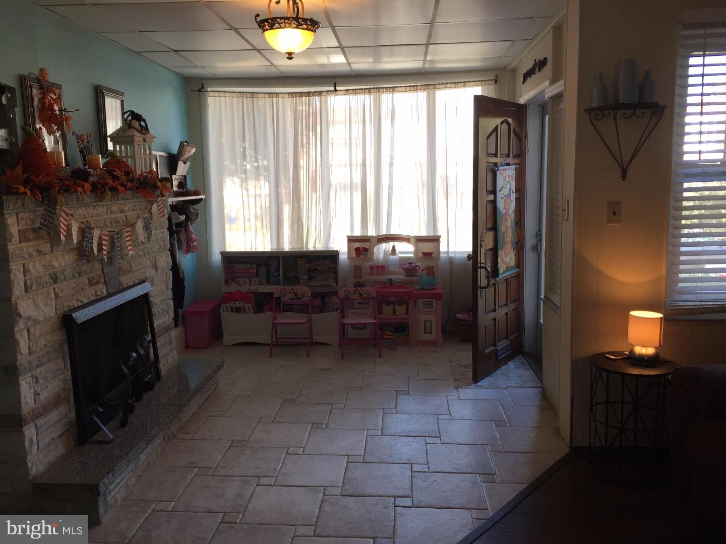 MAYFAIR - Residential