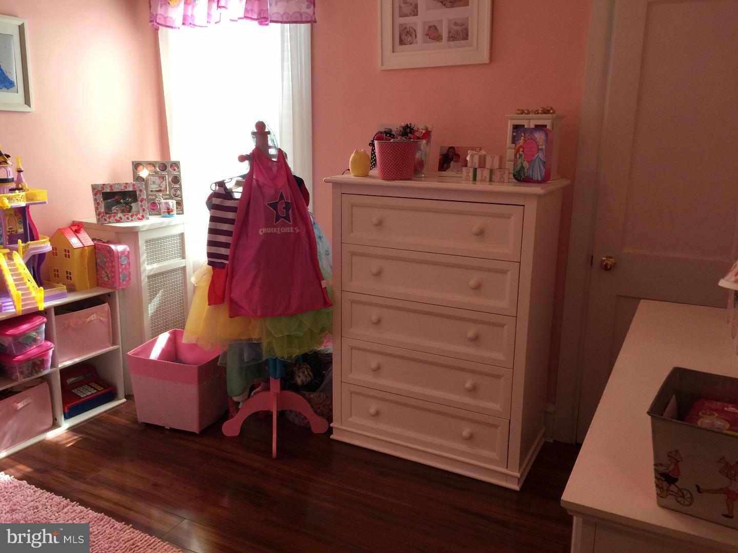 MAYFAIR - Residential