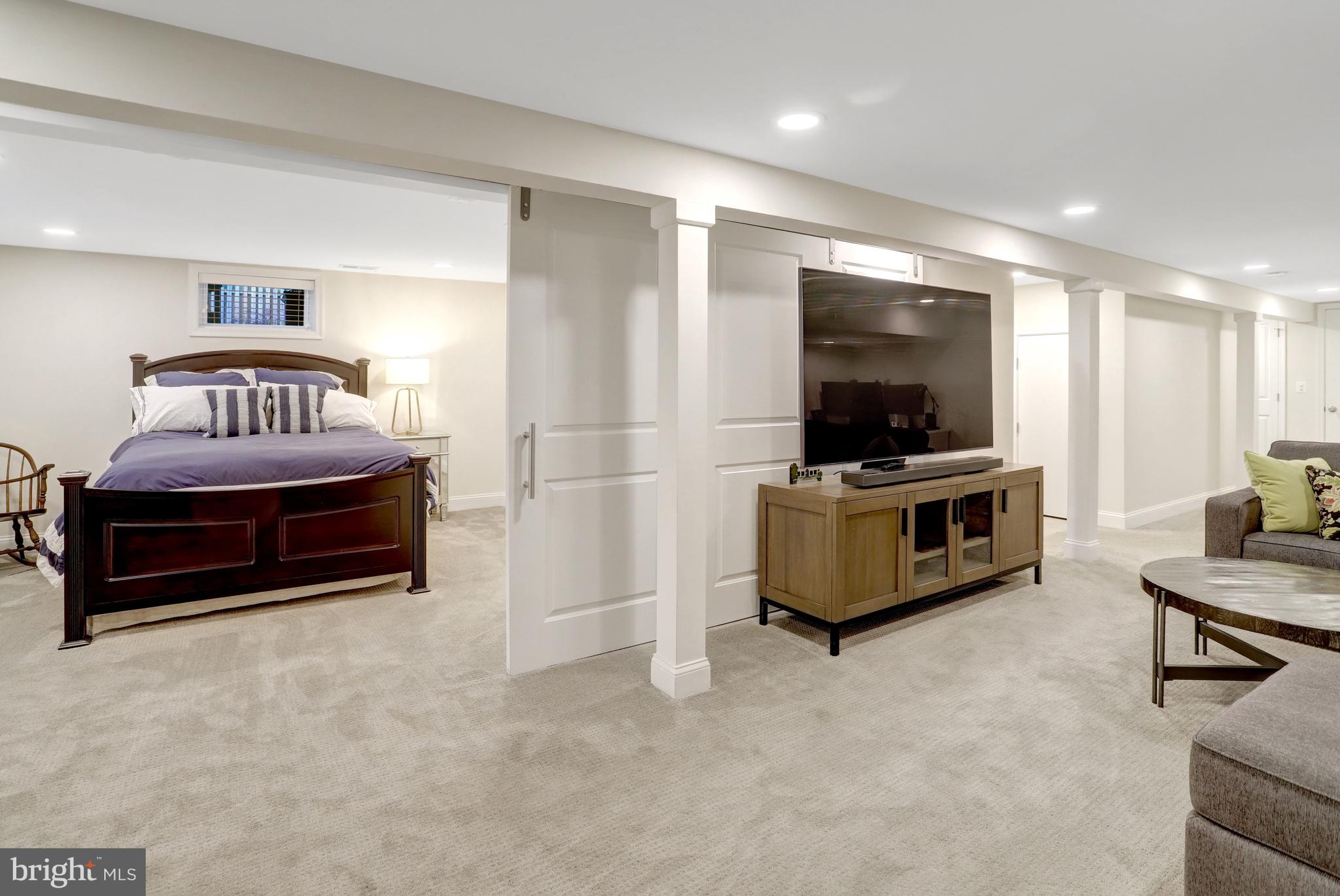 TARA - LEEWAY HEIGHTS - Residential