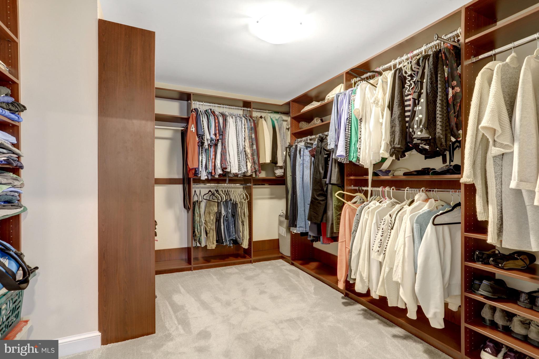 TARA - LEEWAY HEIGHTS - Residential