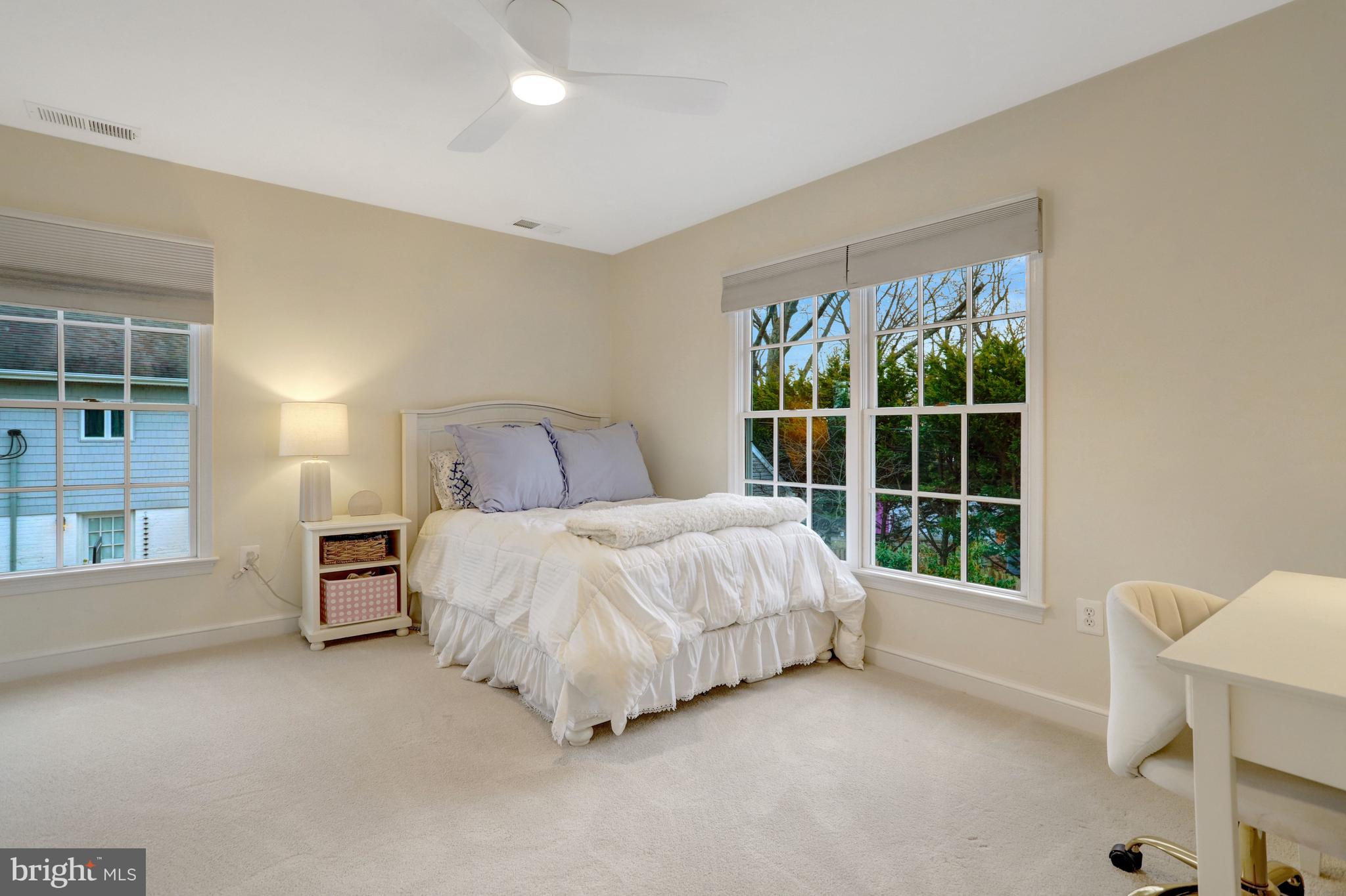 TARA - LEEWAY HEIGHTS - Residential