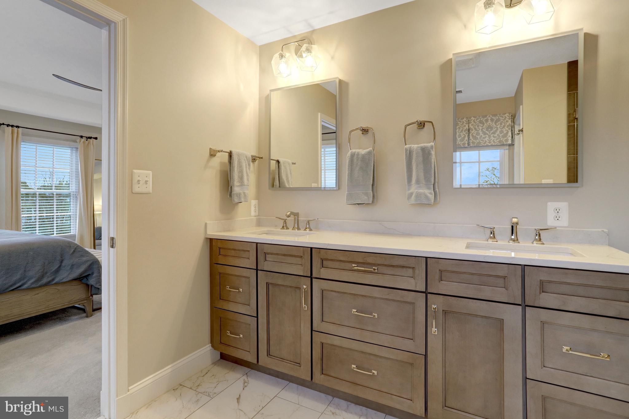 TARA - LEEWAY HEIGHTS - Residential