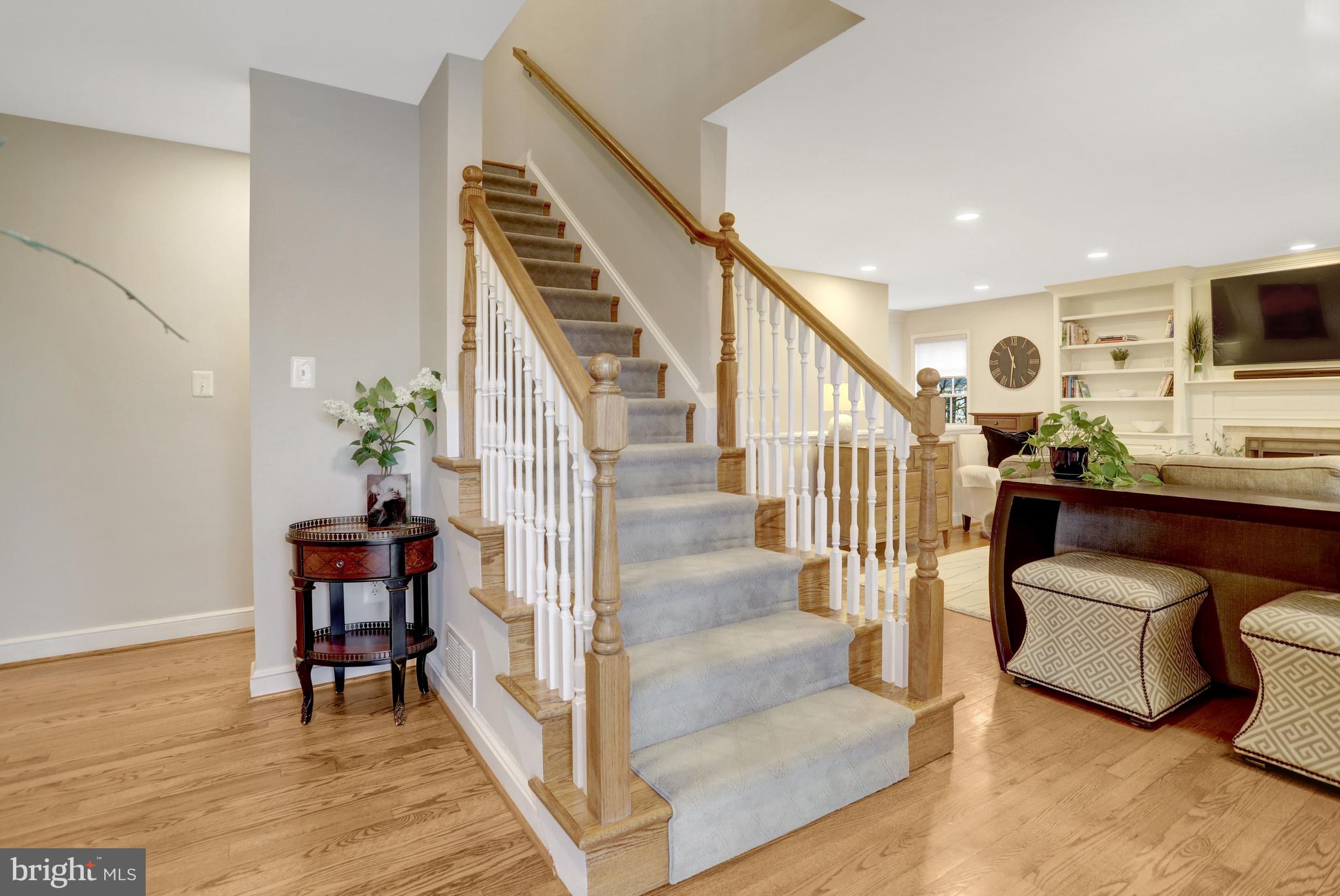 TARA - LEEWAY HEIGHTS - Residential