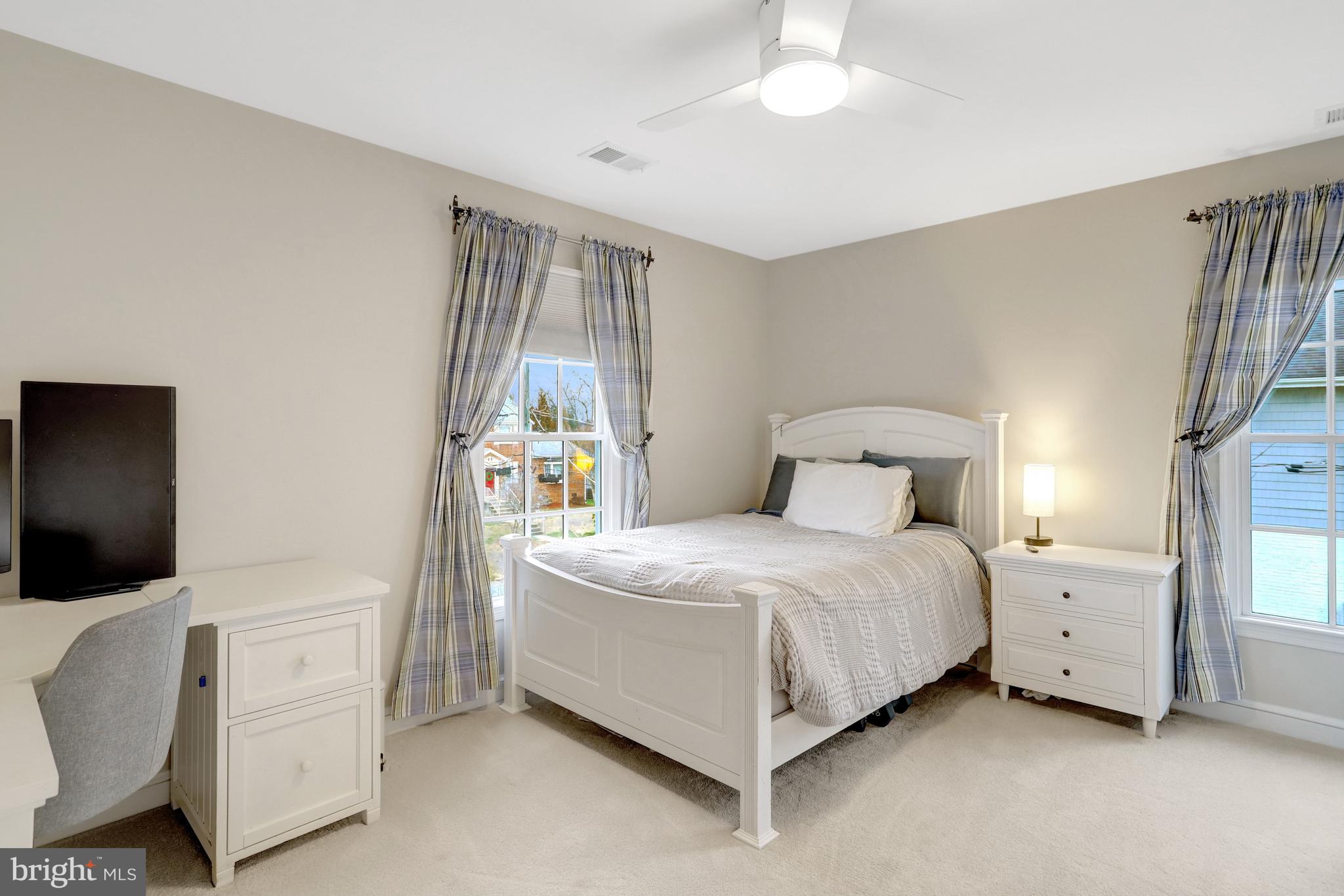 TARA - LEEWAY HEIGHTS - Residential