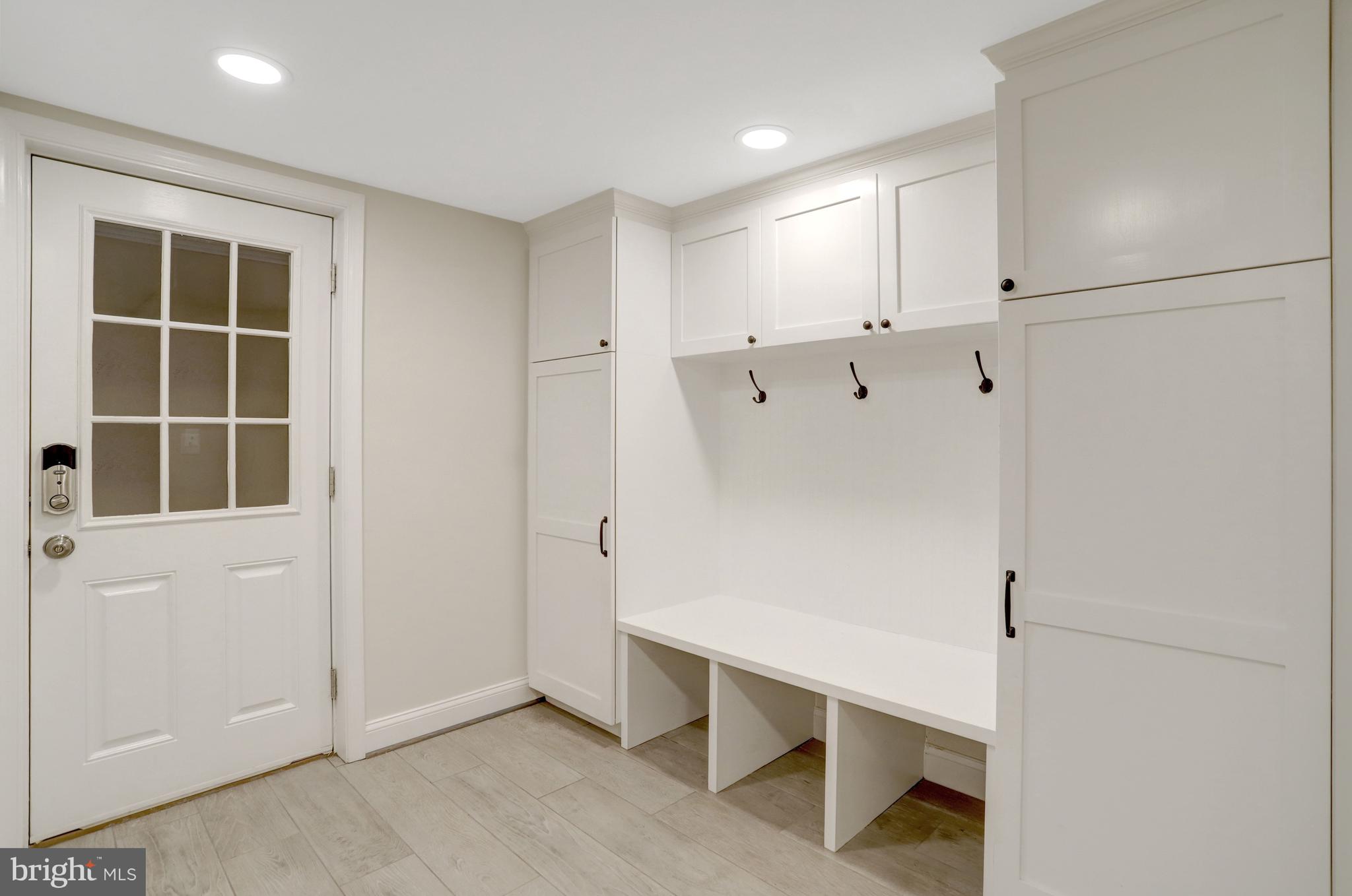 TARA - LEEWAY HEIGHTS - Residential