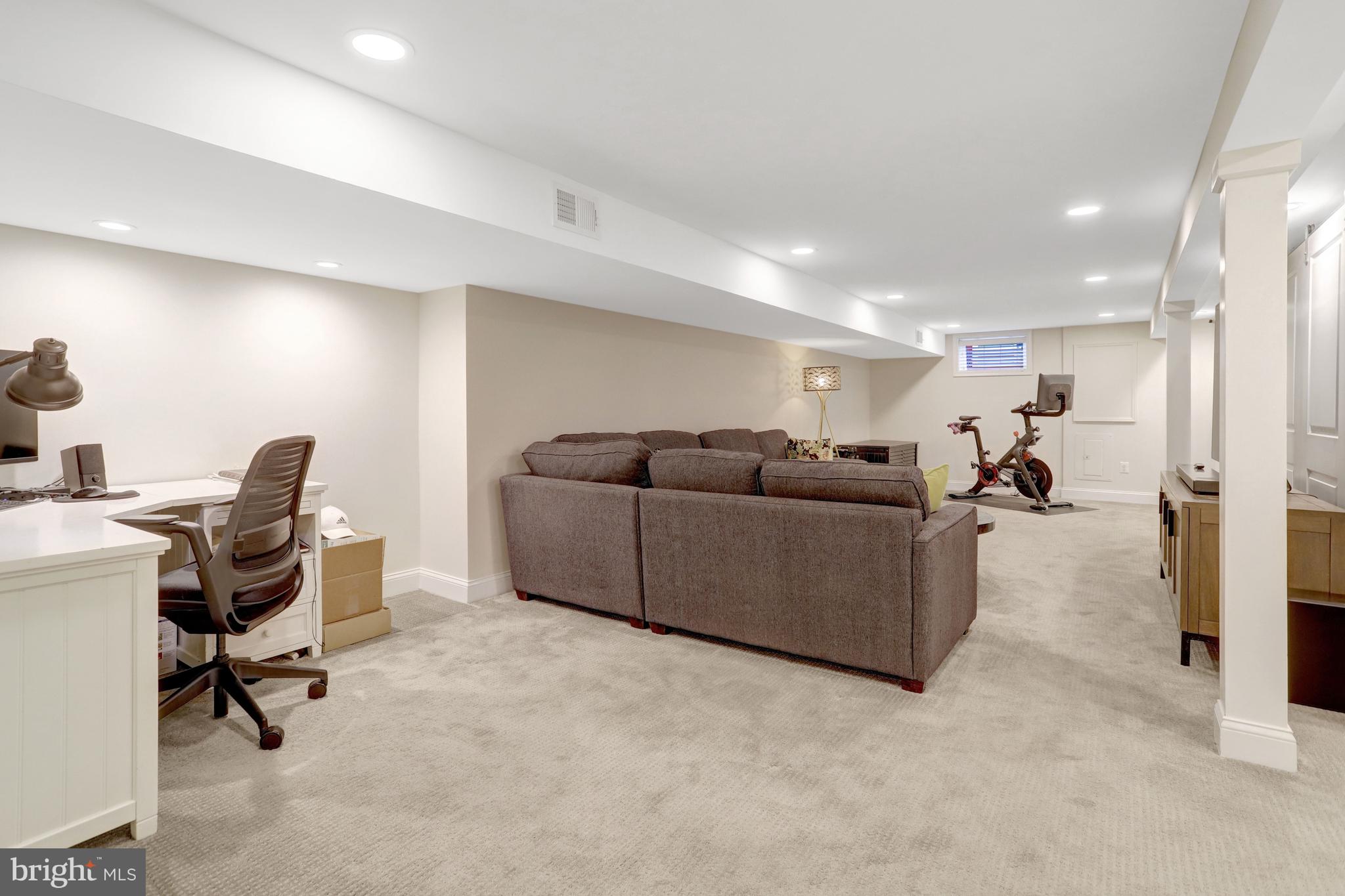 TARA - LEEWAY HEIGHTS - Residential