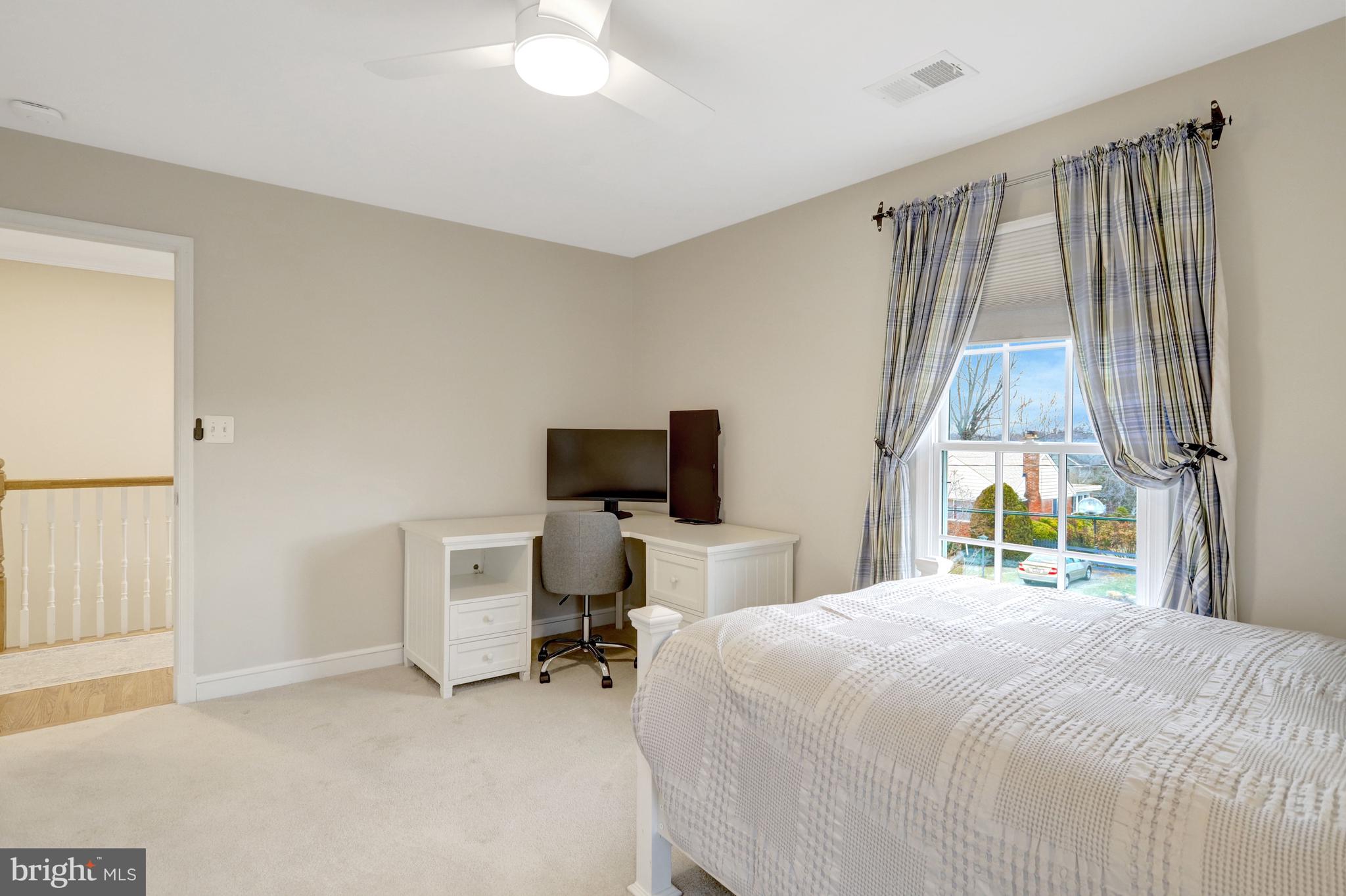 TARA - LEEWAY HEIGHTS - Residential