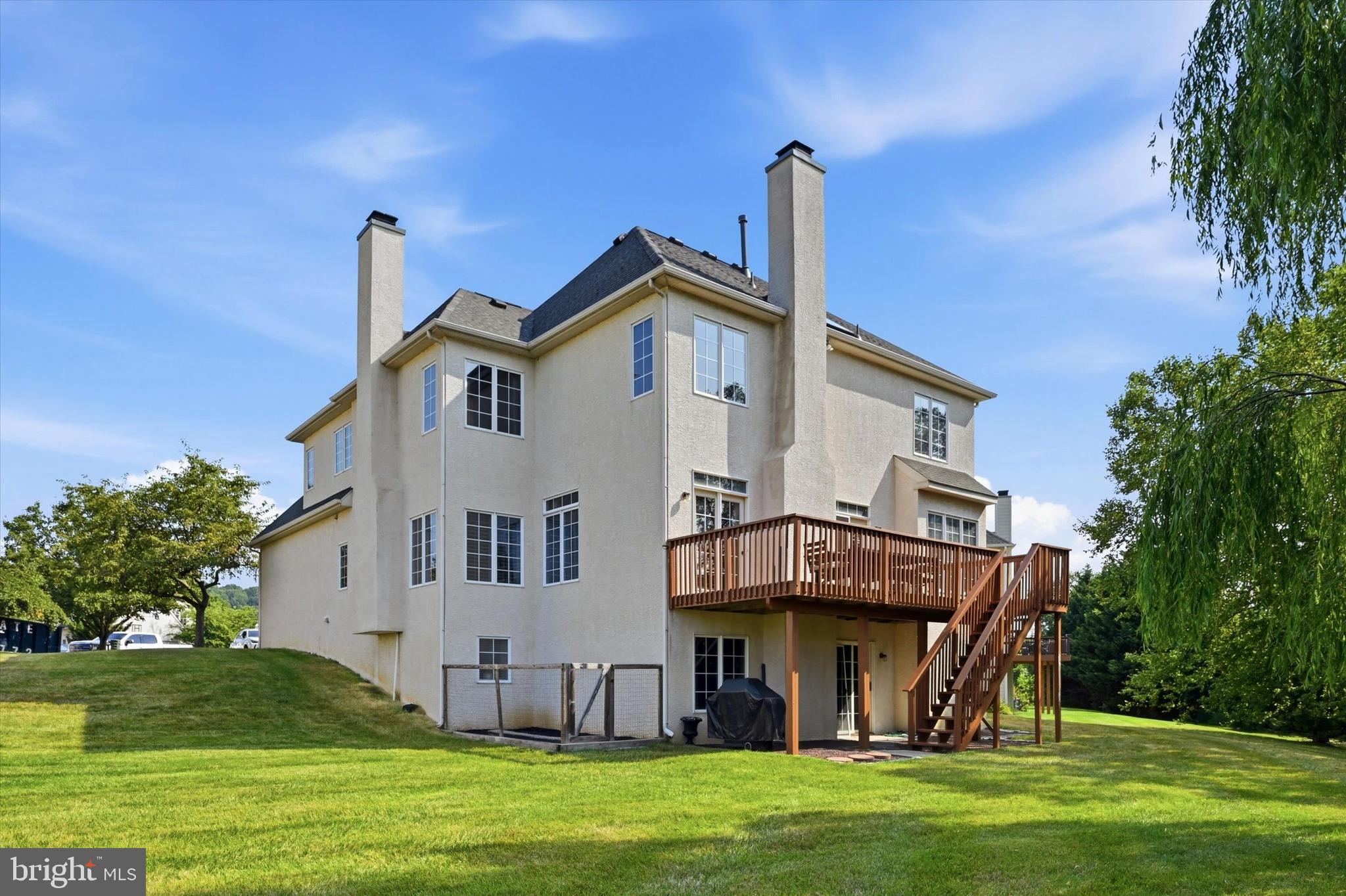 9 REGENCY COURT