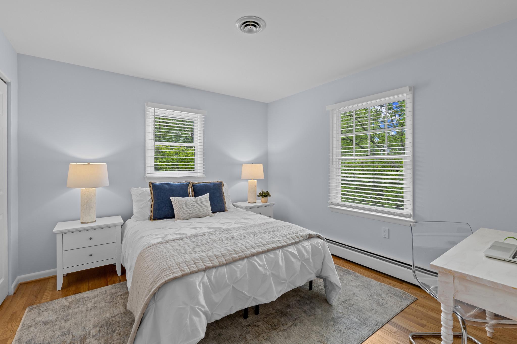 ANNAPOLIS ROADS - Residential