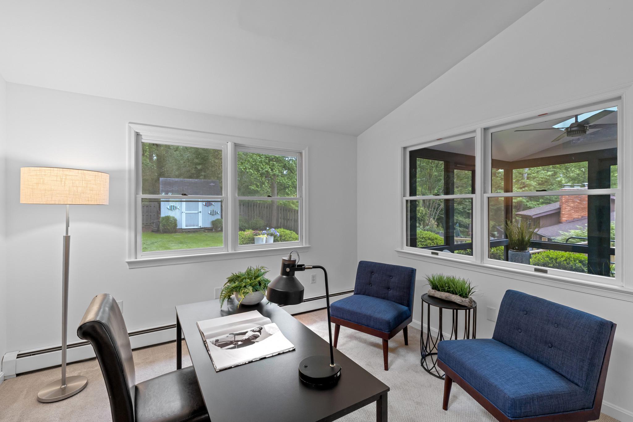 ANNAPOLIS ROADS - Residential
