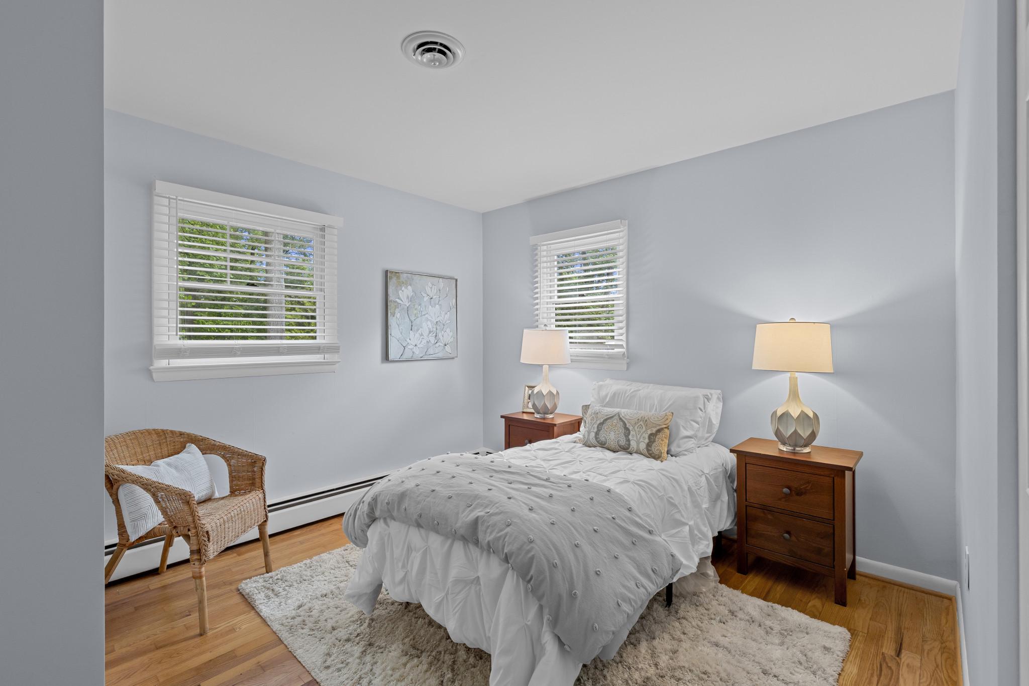 ANNAPOLIS ROADS - Residential
