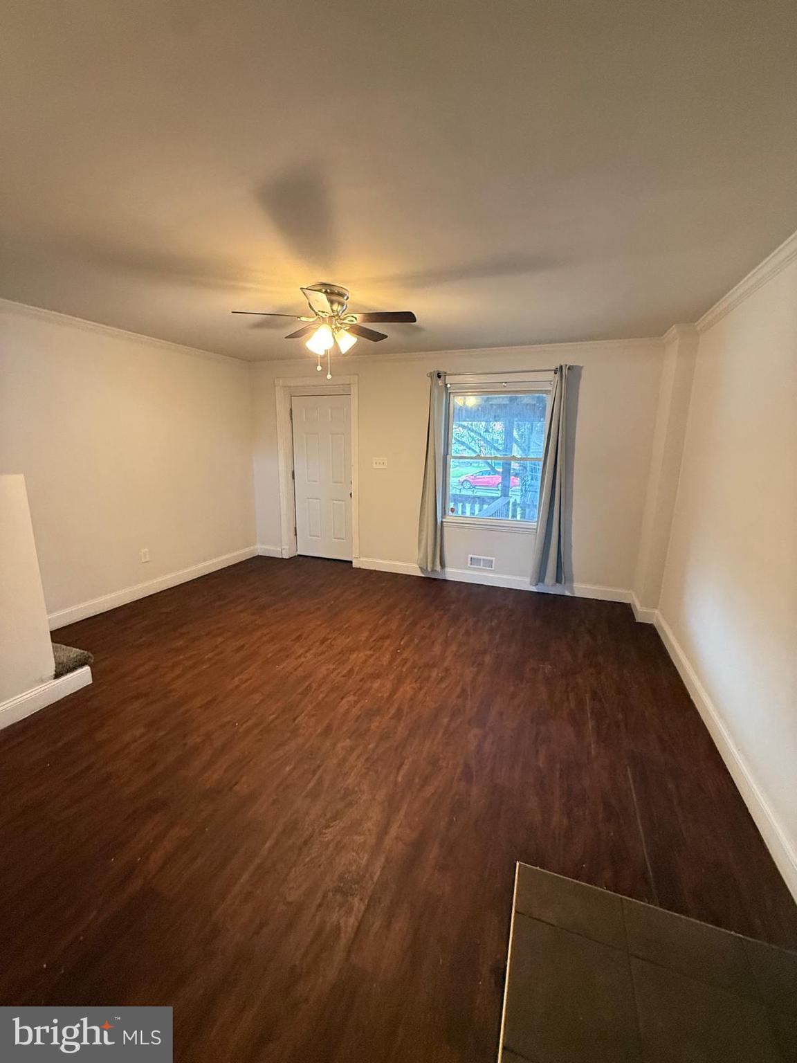 HAWTHORNE - Residential Lease