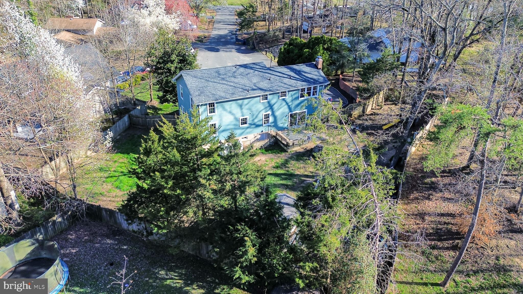 BREEZEWOOD - Residential