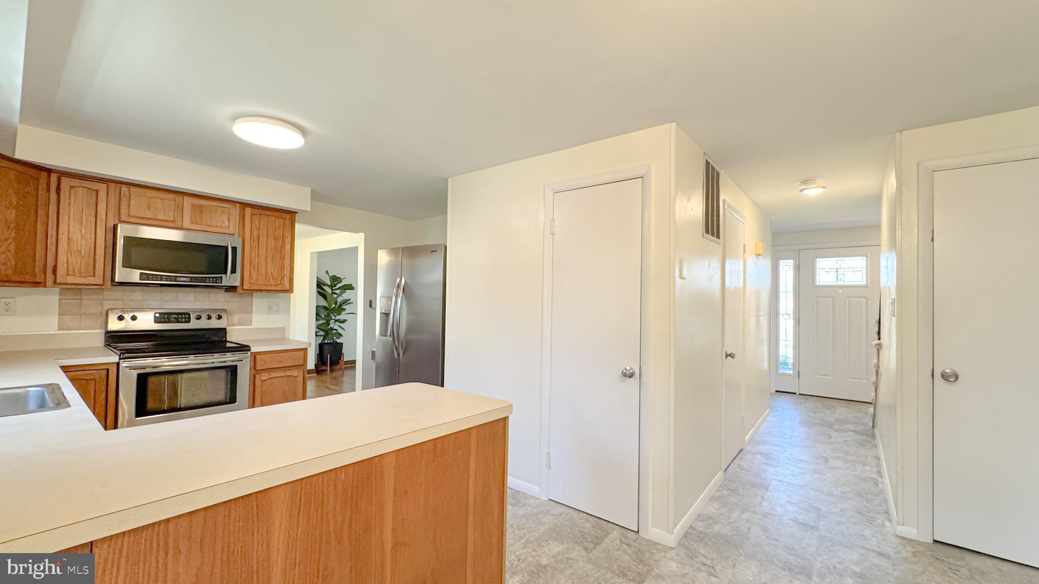 BREEZEWOOD - Residential