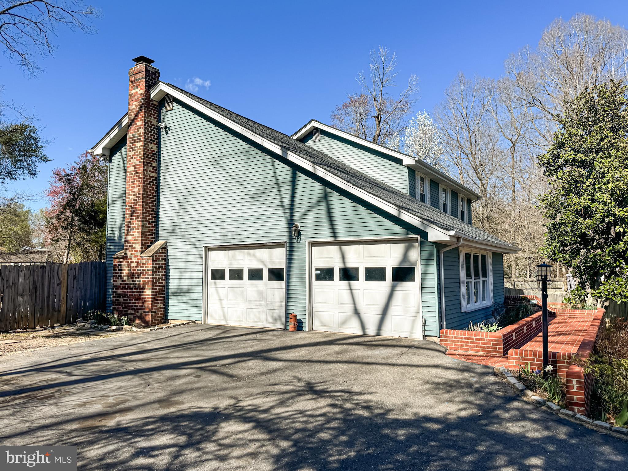 BREEZEWOOD - Residential