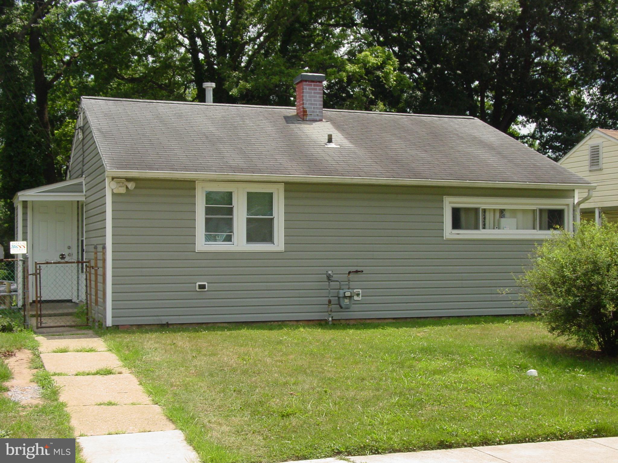 Uniquely updated and improved! Manageable home and move in condition! Custom kitchen with Stainless steel appliances. Ceramic tile floor, wrap around shelving, tile backsplash, maple cabinets, recessed lighting and full size stackable washer/dryer! Full tile bath featuring updated Tub/Shower Combo & fixtures. Master bedroom with double closets, crown molding & ceiling fan. Fenced rear yard! Central Air! Truly a winner! Reasonably priced Estate Sale! SELLER HELPS WITH BUYERS CLOSING COST UP TO $3000 WITH ACCEPTABLE CONTRACT *Schedule Showings on line only!